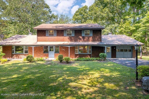 Photo of 181 N Putt Corners Road, New Paltz, NY 12561 (MLS # 20264684)