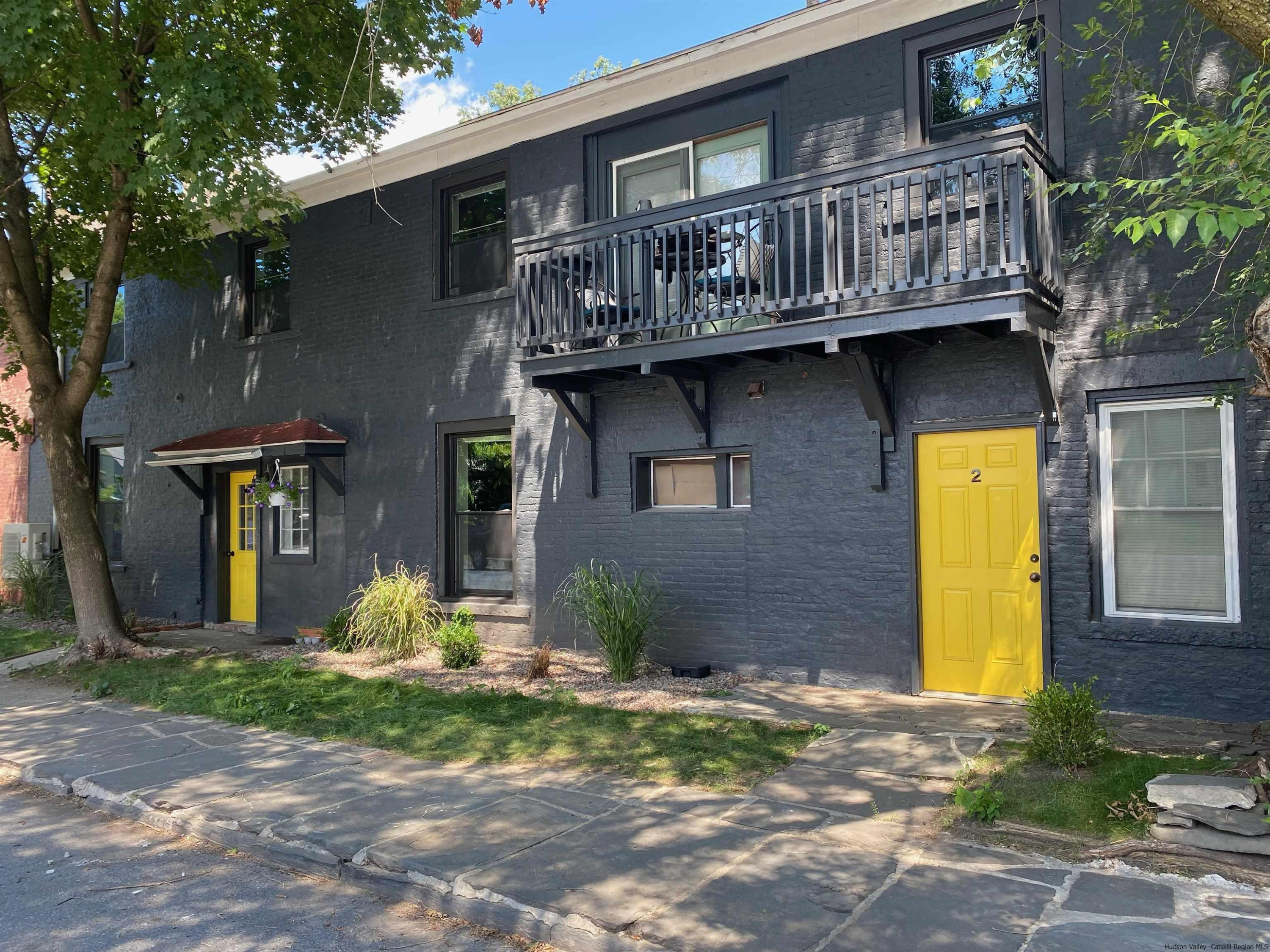55 Livingston St -6 Street, Saugerties, New York - 1 Bathrooms  
1 Rooms - 