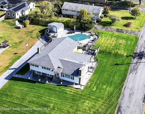 Photo of 179 Hilltop Drive, Hurley, NY 12443 (MLS # 20255253)