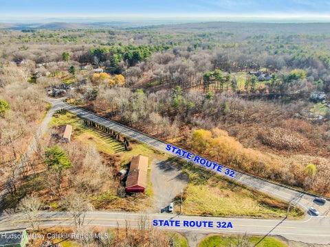 Mobile Home For Sale - 8 Ny-32a<br/> Saugerties, NY 12477