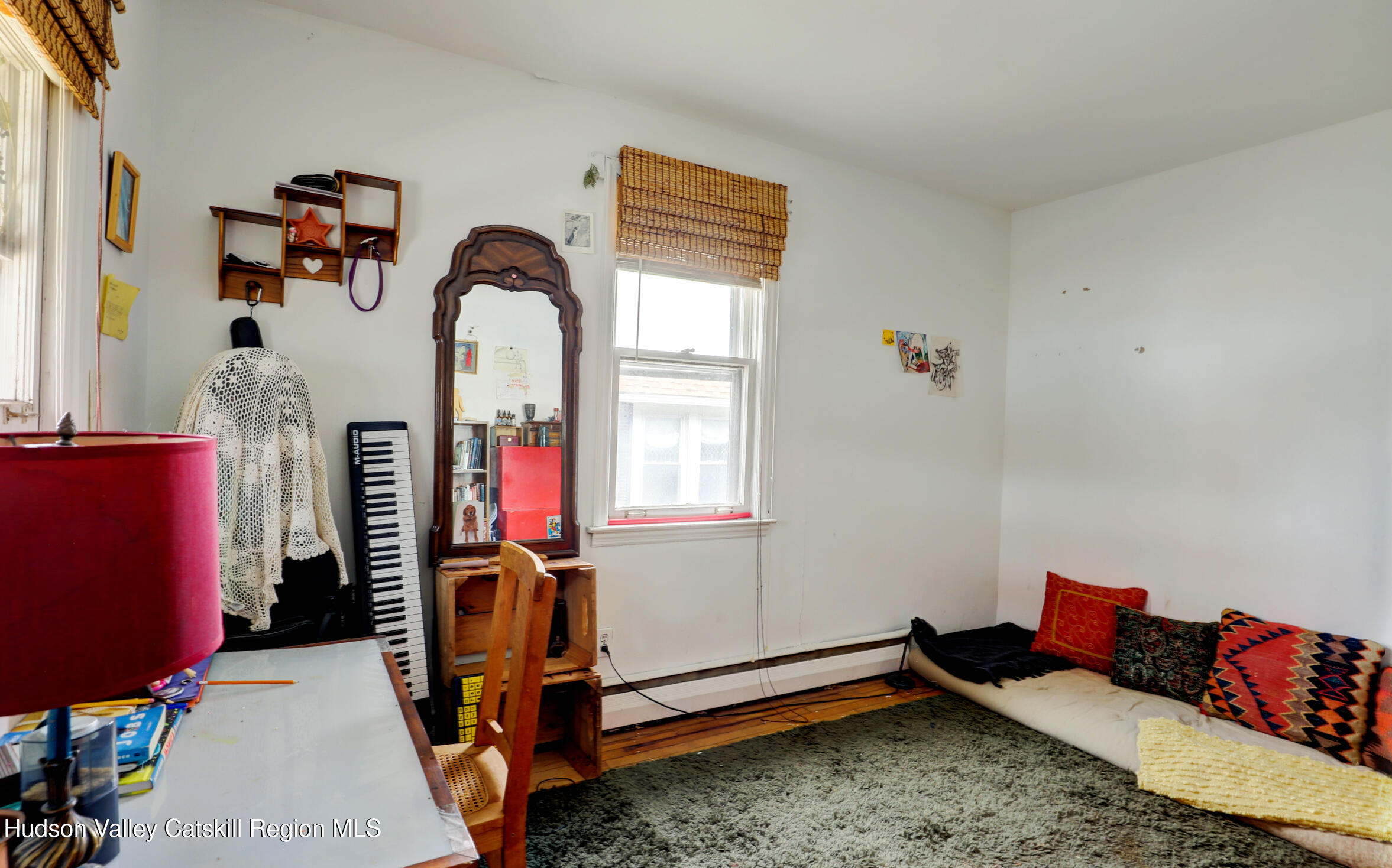 Kingston, New York 12401, United States, 2 Bedrooms Bedrooms, ,1 BathroomBathrooms,Residential,Pending,28525