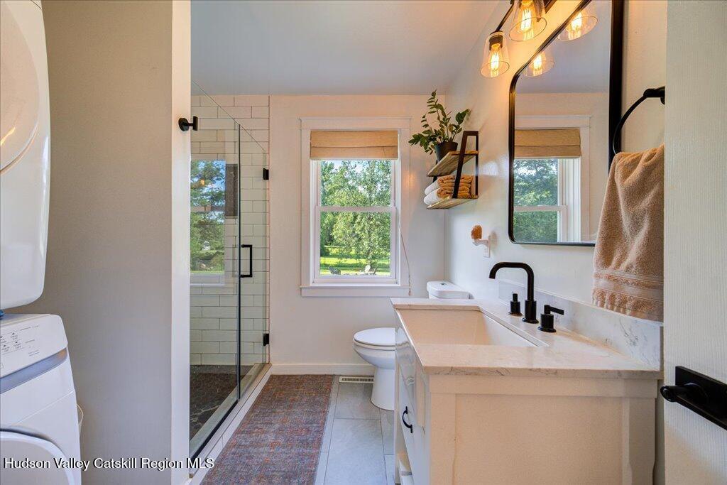 Accord, New York 12404, United States, 4 Bedrooms Bedrooms, ,2 BathroomsBathrooms,Residential,Active,120803