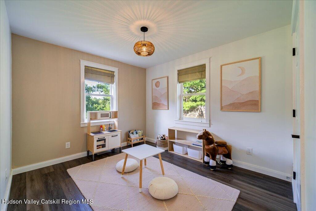 Accord, New York 12404, United States, 4 Bedrooms Bedrooms, ,2 BathroomsBathrooms,Residential,Active,120803