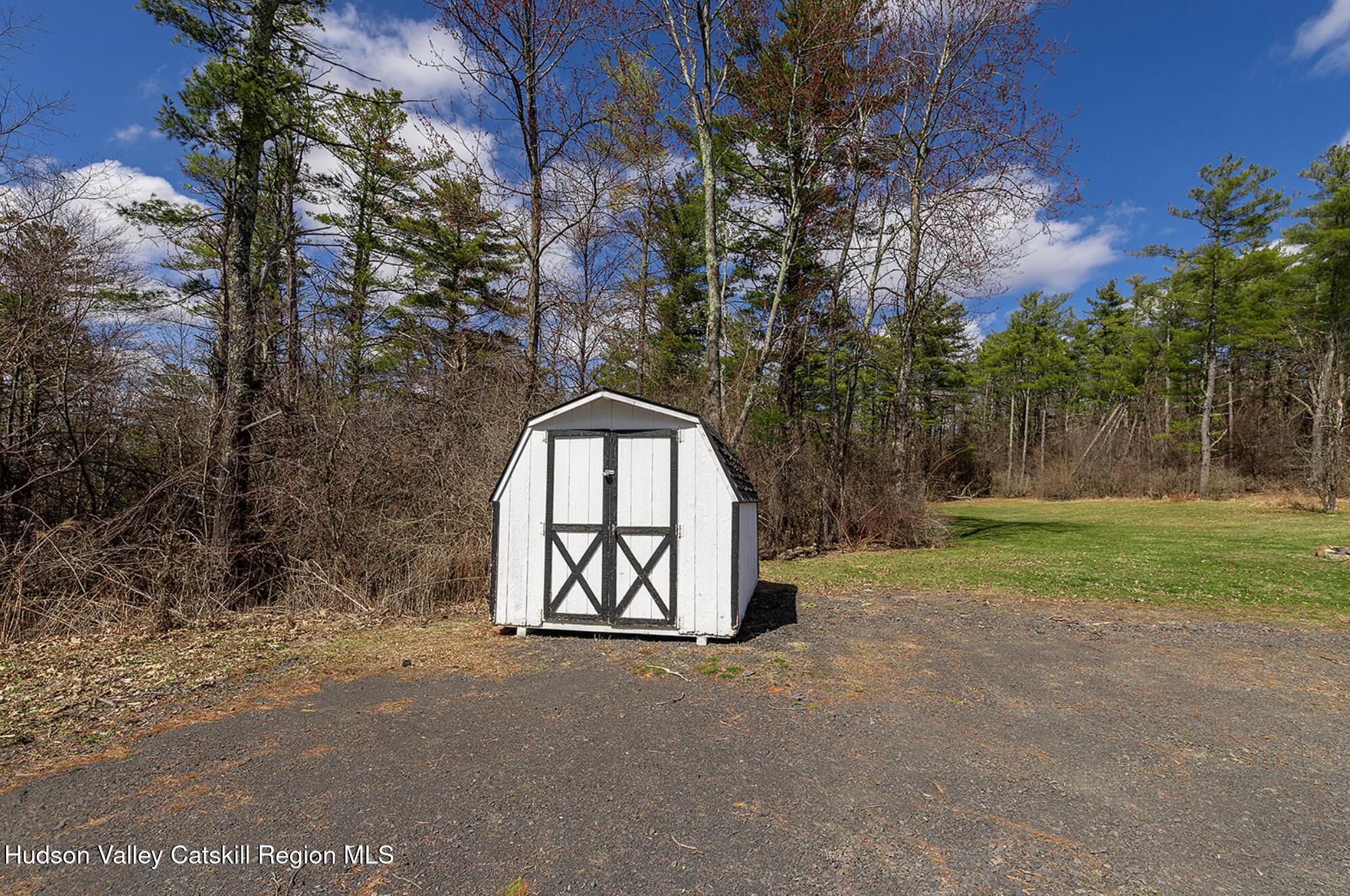 186 Meadow Brook Lane, Greenville, New York image 39