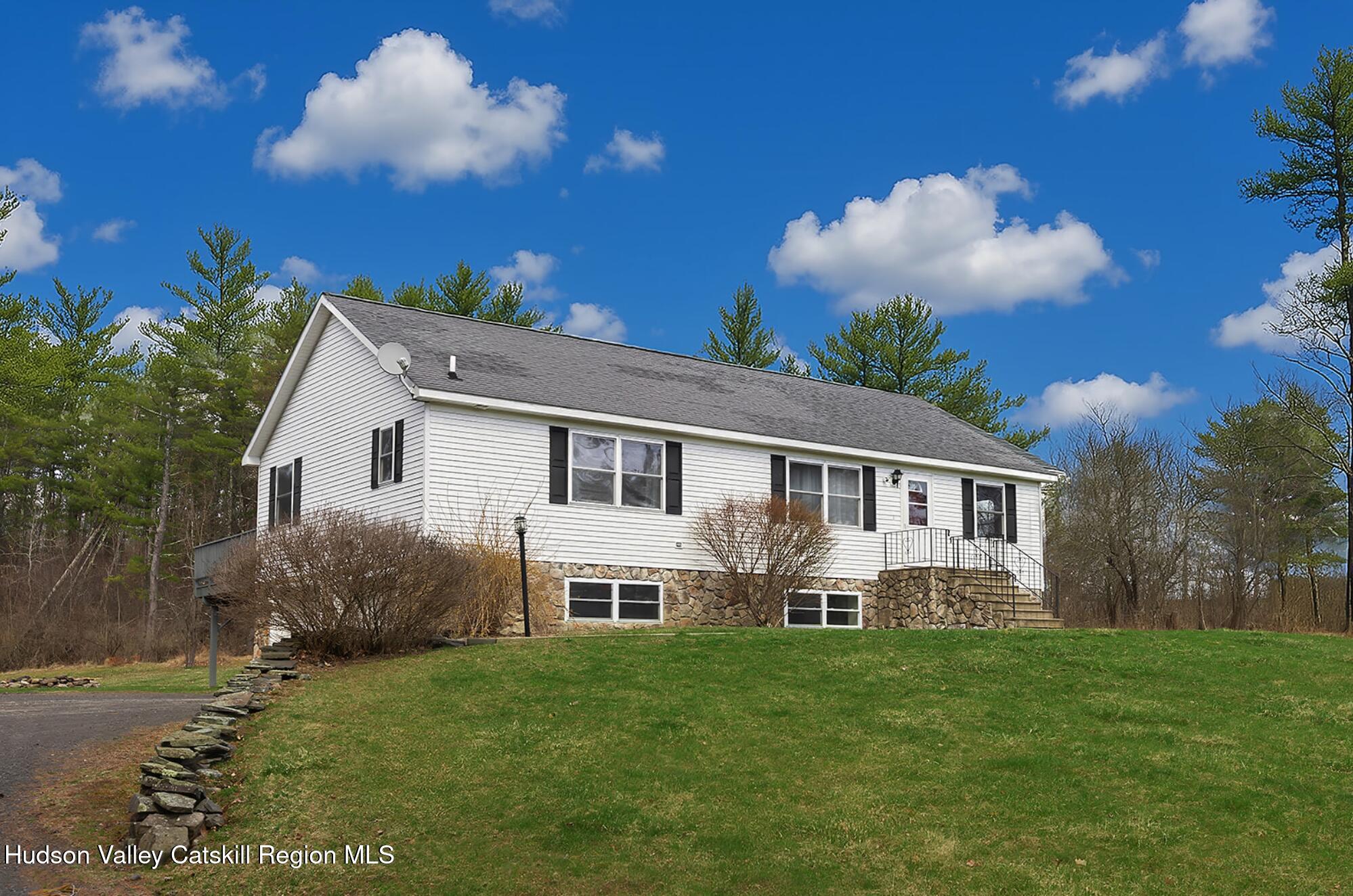 186 Meadow Brook Lane, Greenville, New York image 36