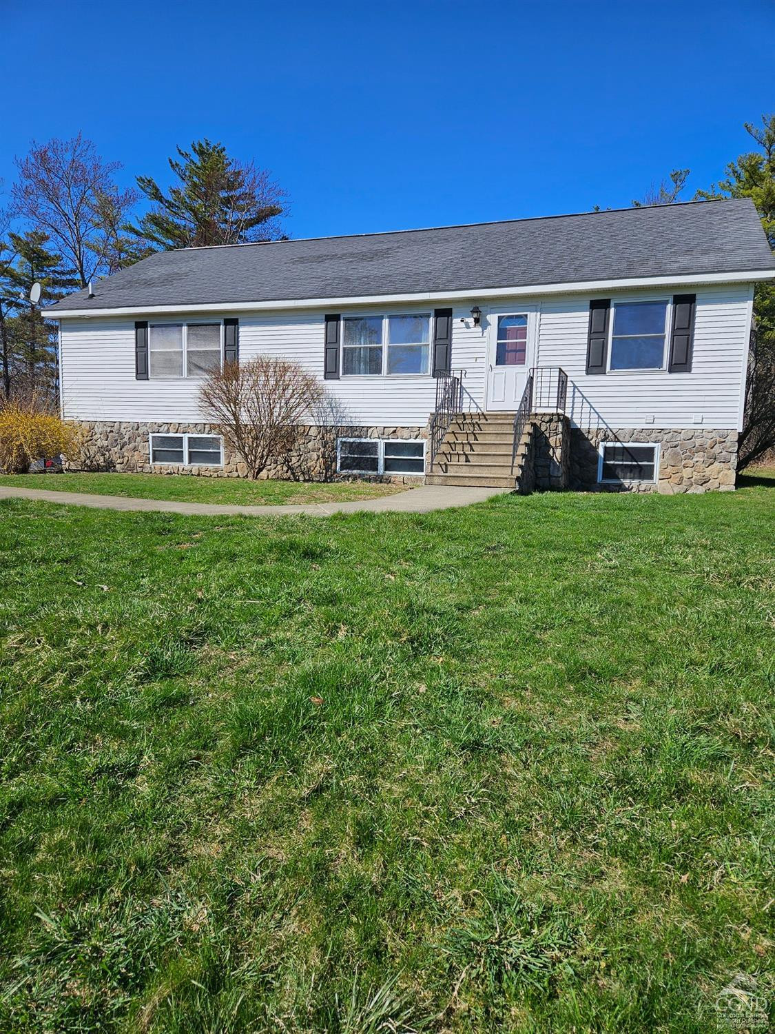 186 Meadow Brook Lane, Greenville, New York image 2
