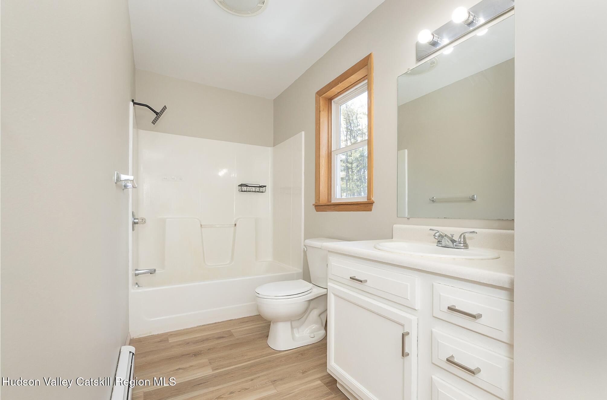 186 Meadow Brook Lane, Greenville, New York image 24