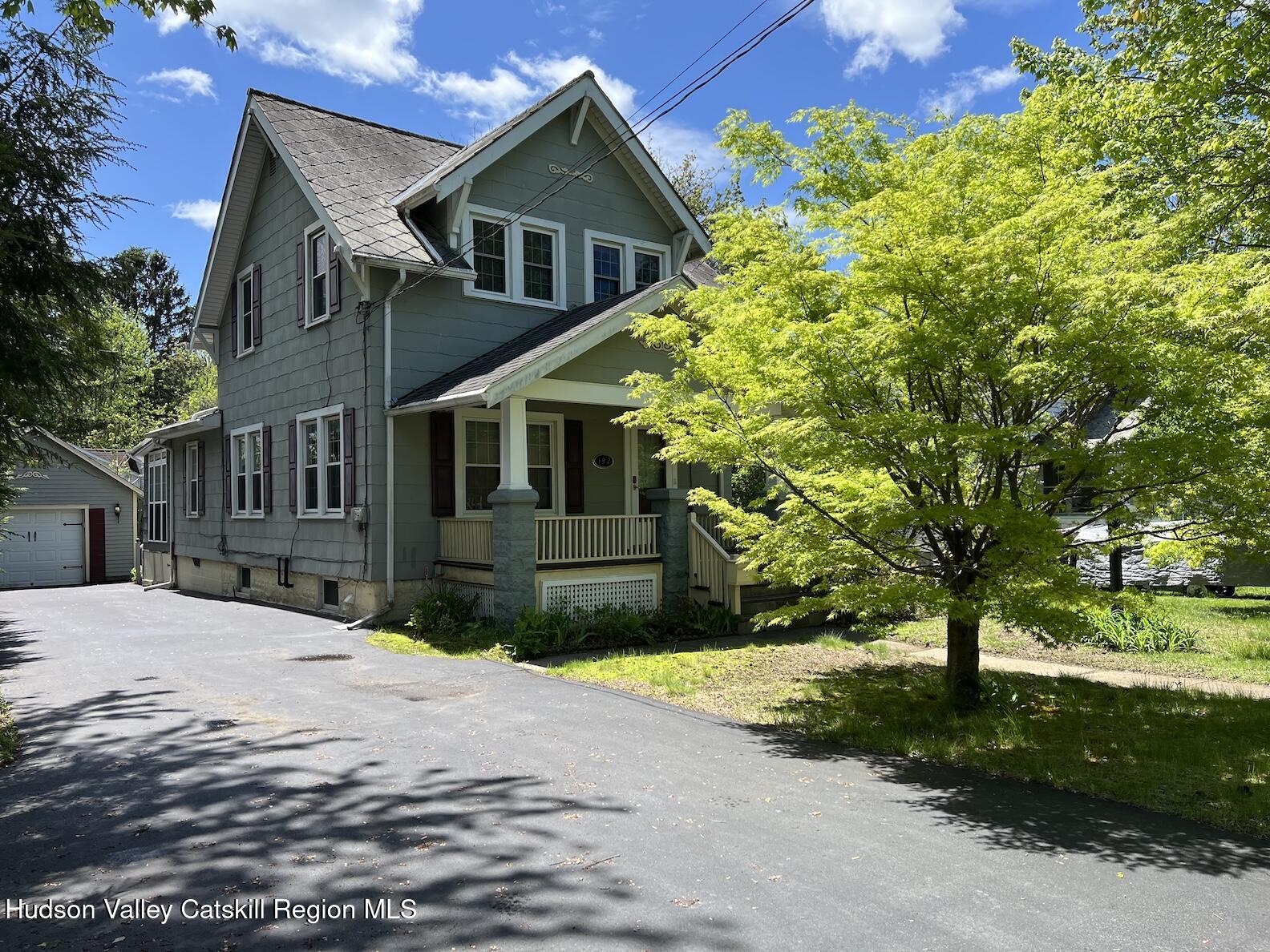 192 N Mansion Street, Coxsackie, Texas image 1
