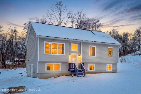 Photo of 5 3rd Street, Milton, NY 12547 (MLS # 20260310)