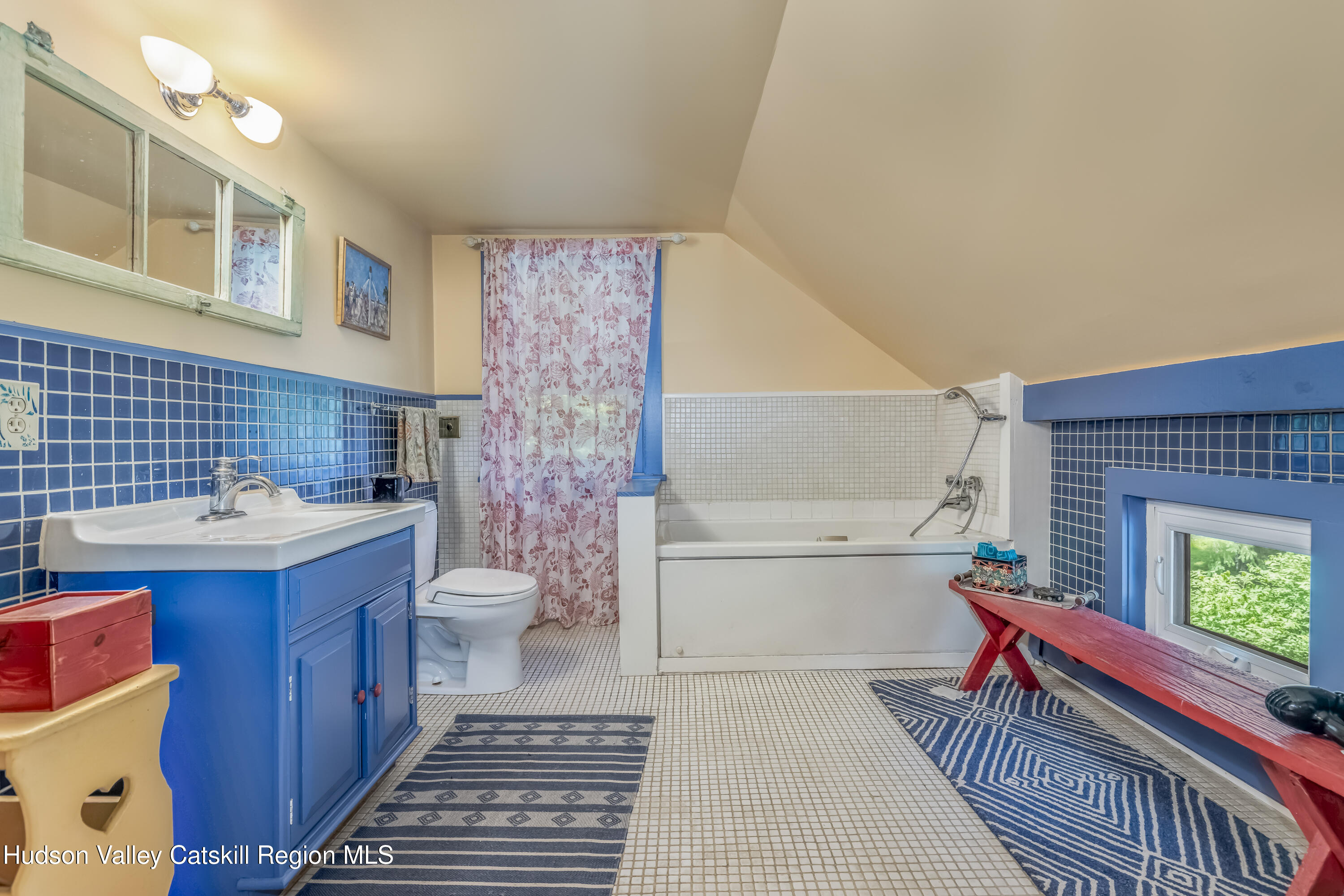 Olivebridge, New York 12461, United States, 3 Bedrooms Bedrooms, ,2 BathroomsBathrooms,Residential,Pending,154805