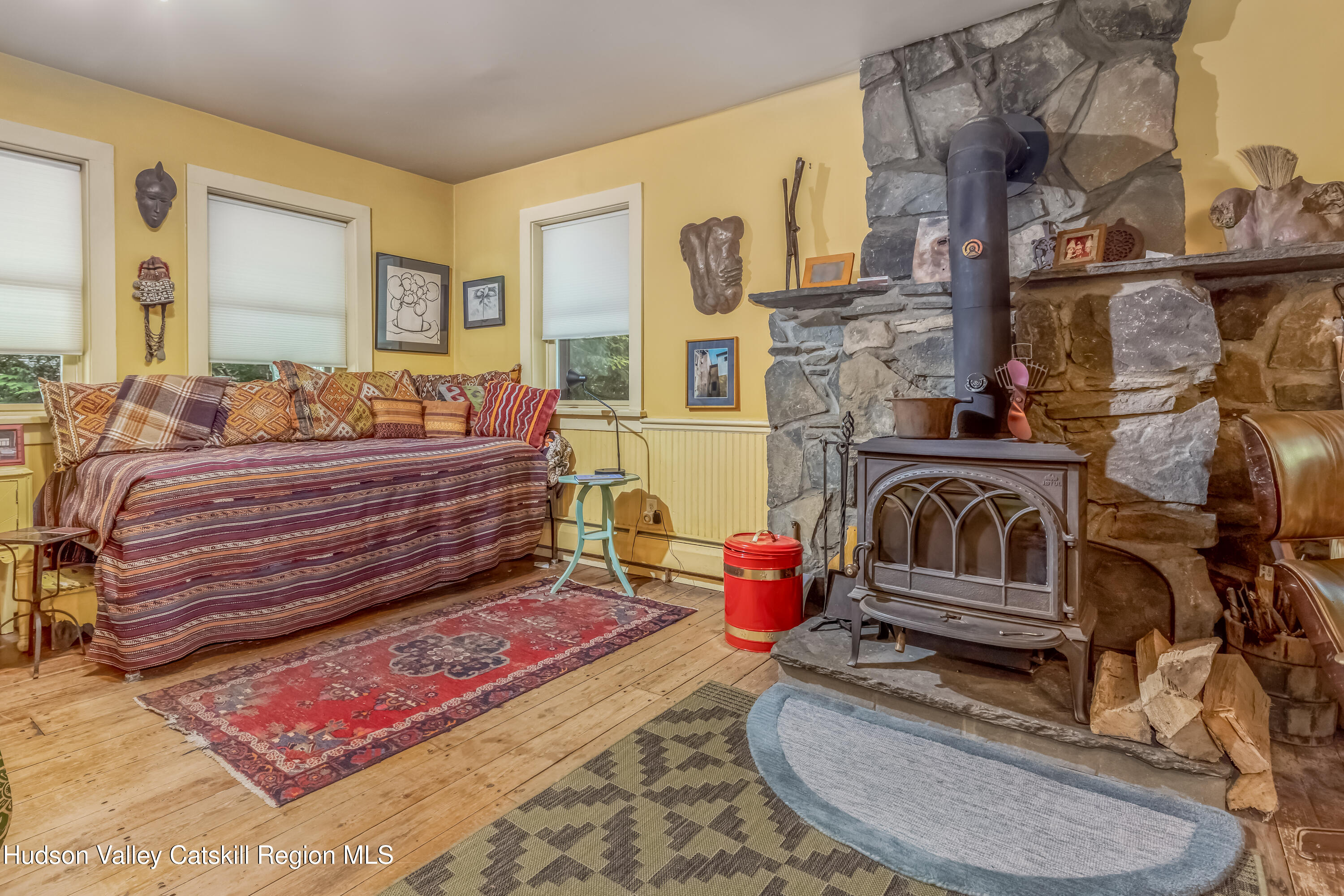 Olivebridge, New York 12461, United States, 3 Bedrooms Bedrooms, ,2 BathroomsBathrooms,Residential,Pending,154805