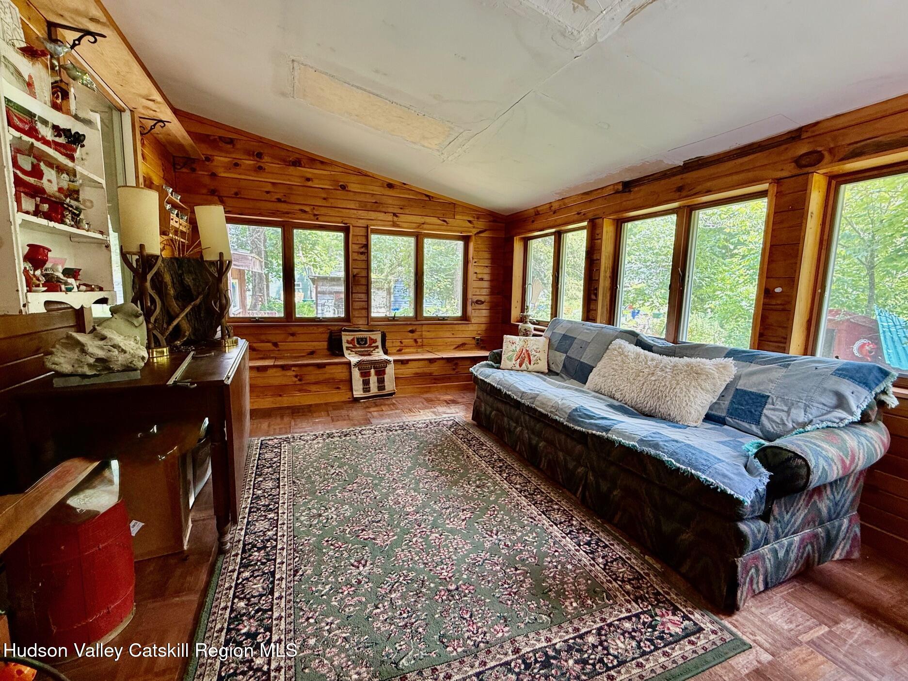 High Falls, New York 12440, United States, 3 Bedrooms Bedrooms, ,2 BathroomsBathrooms,Residential,Active,172545