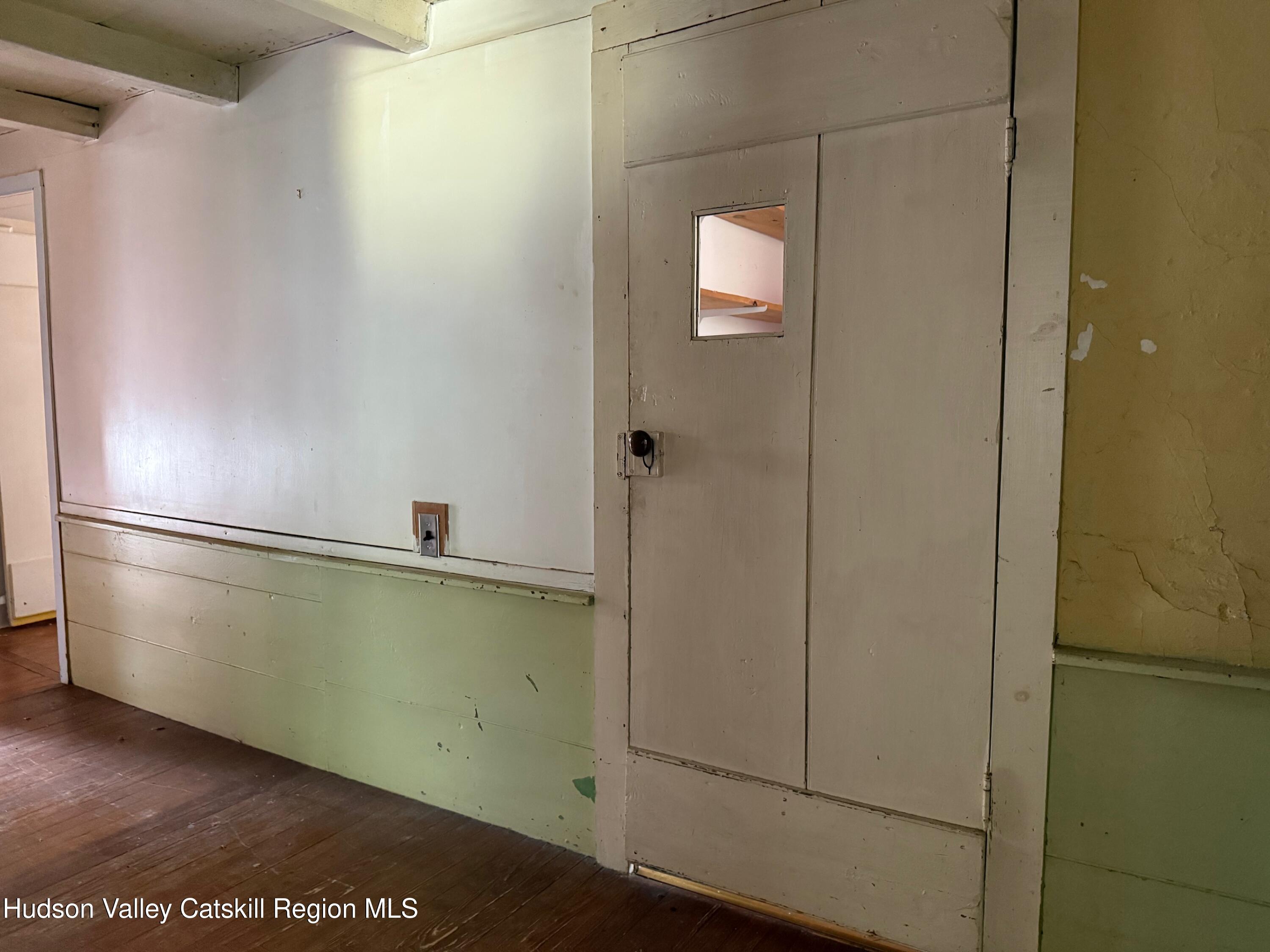 High Falls, New York 12440, United States, 3 Bedrooms Bedrooms, ,2 BathroomsBathrooms,Residential,Active,172545