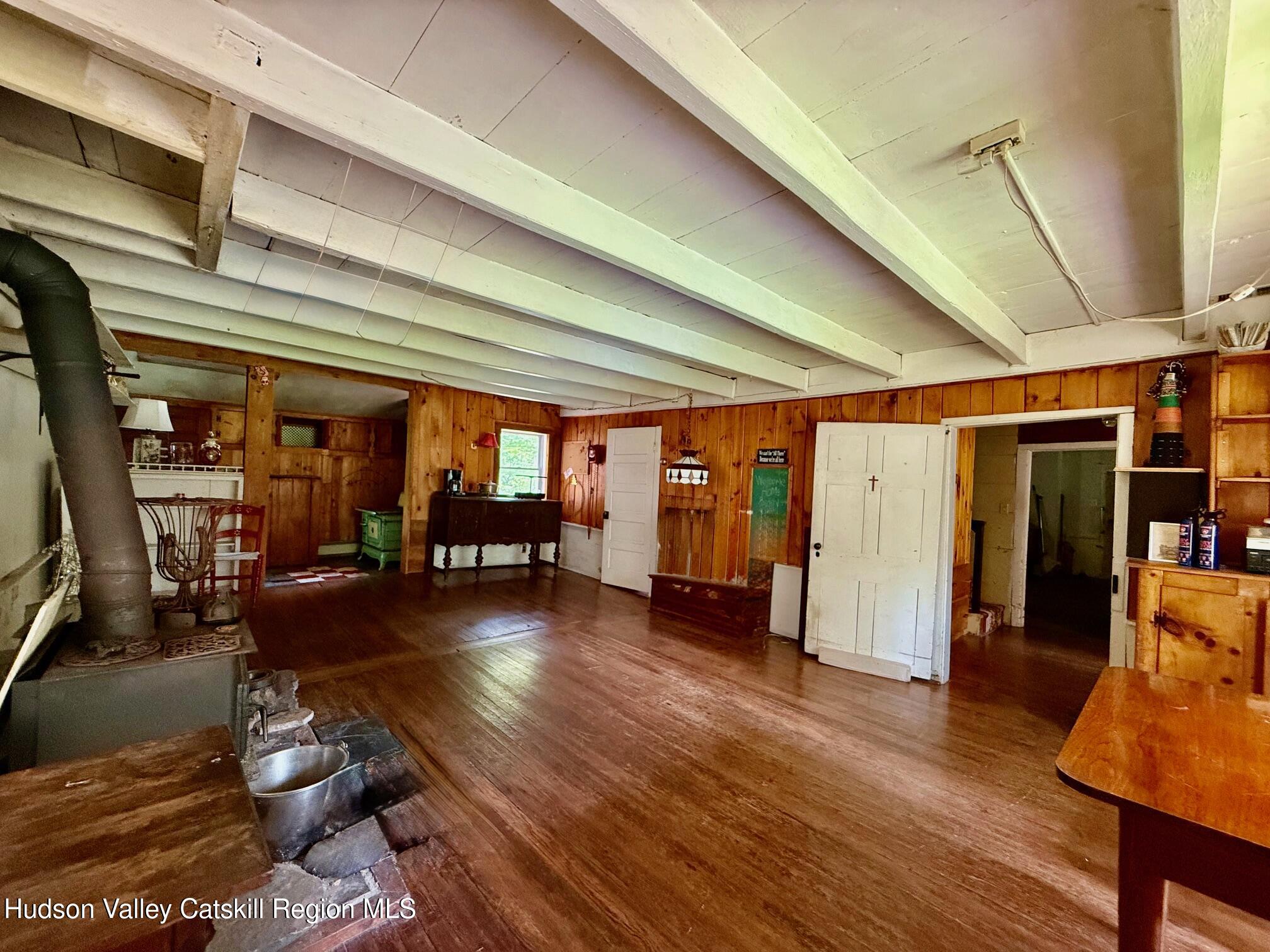 High Falls, New York 12440, United States, 3 Bedrooms Bedrooms, ,2 BathroomsBathrooms,Residential,Active,172545