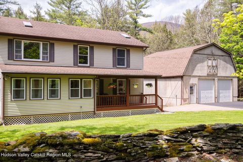 Photo of 2013 County Road 3, Olivebridge, NY 12461 (MLS # 20262437)