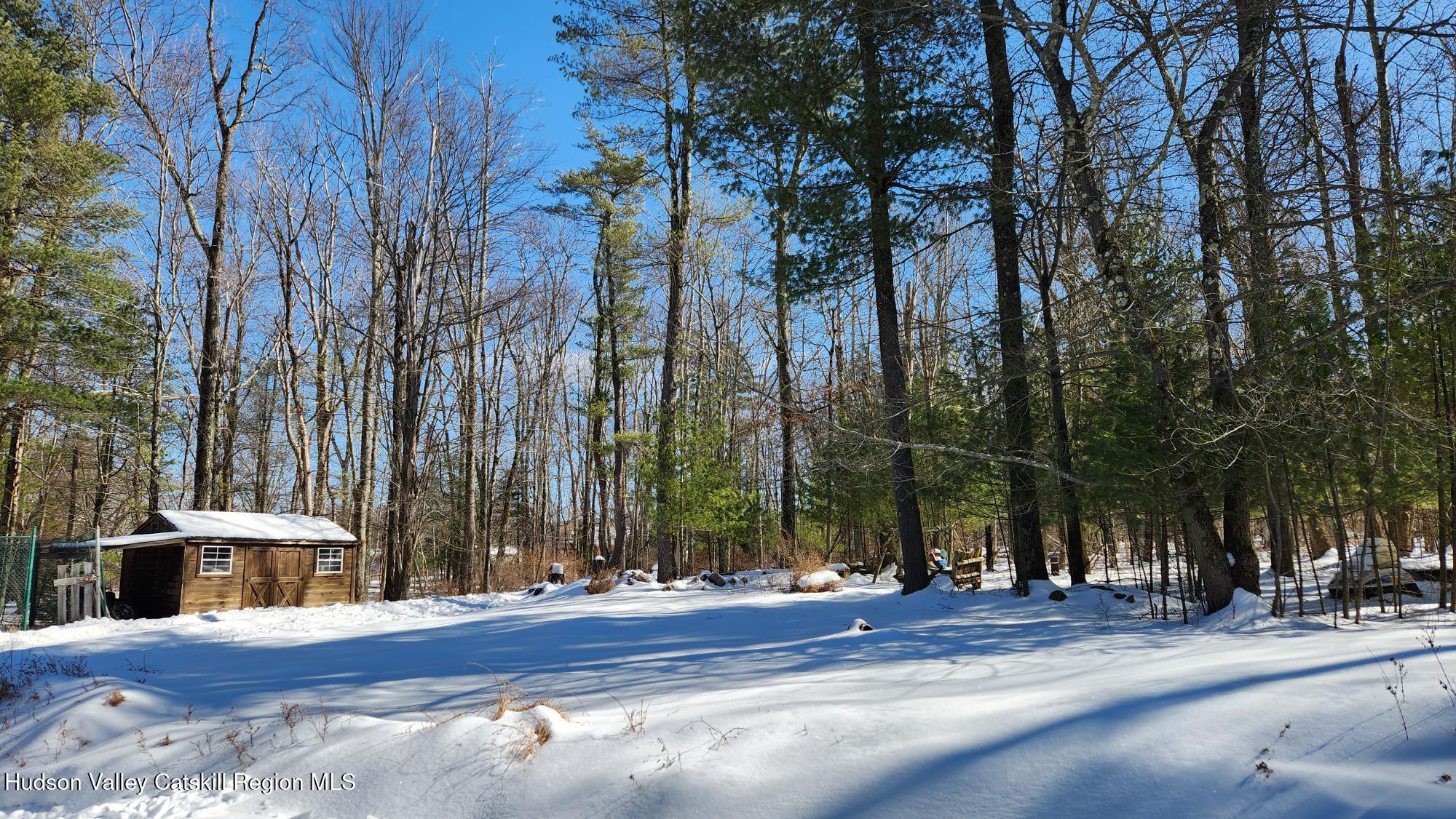 High Falls, New York 12440, United States, 3 Bedrooms Bedrooms, ,2 BathroomsBathrooms,Residential,Pending,78680