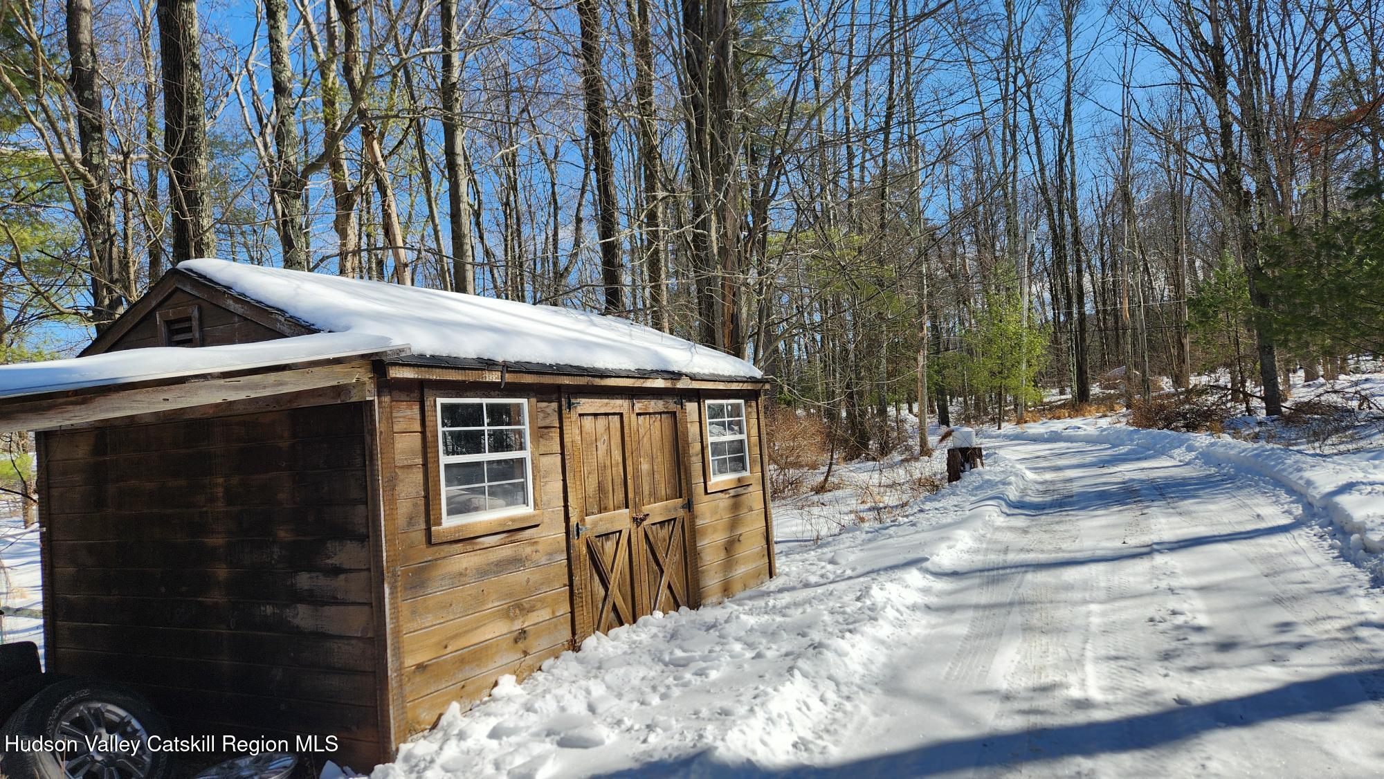 High Falls, New York 12440, United States, 3 Bedrooms Bedrooms, ,2 BathroomsBathrooms,Residential,Pending,78680