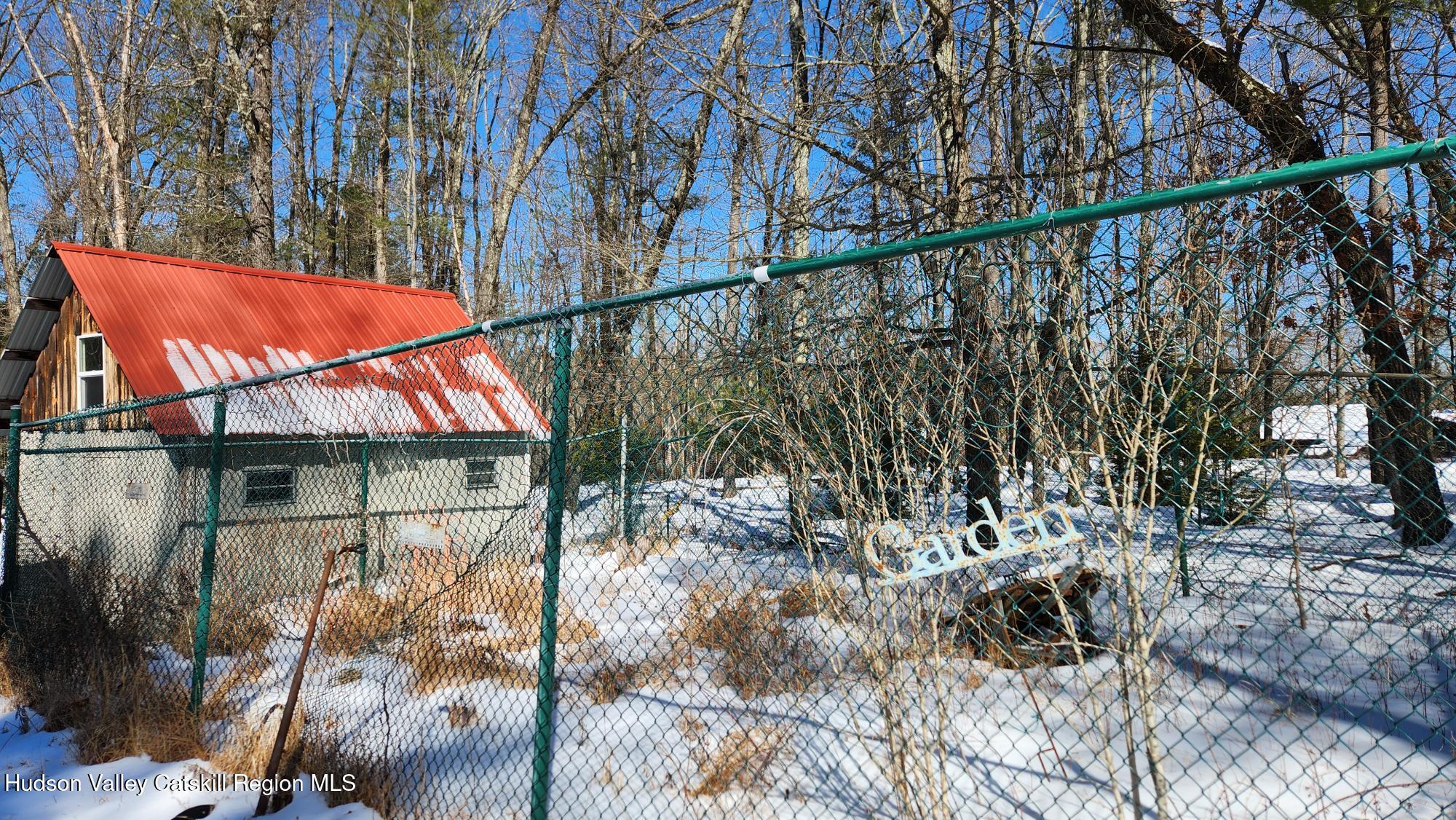 High Falls, New York 12440, United States, 3 Bedrooms Bedrooms, ,2 BathroomsBathrooms,Residential,Pending,78680