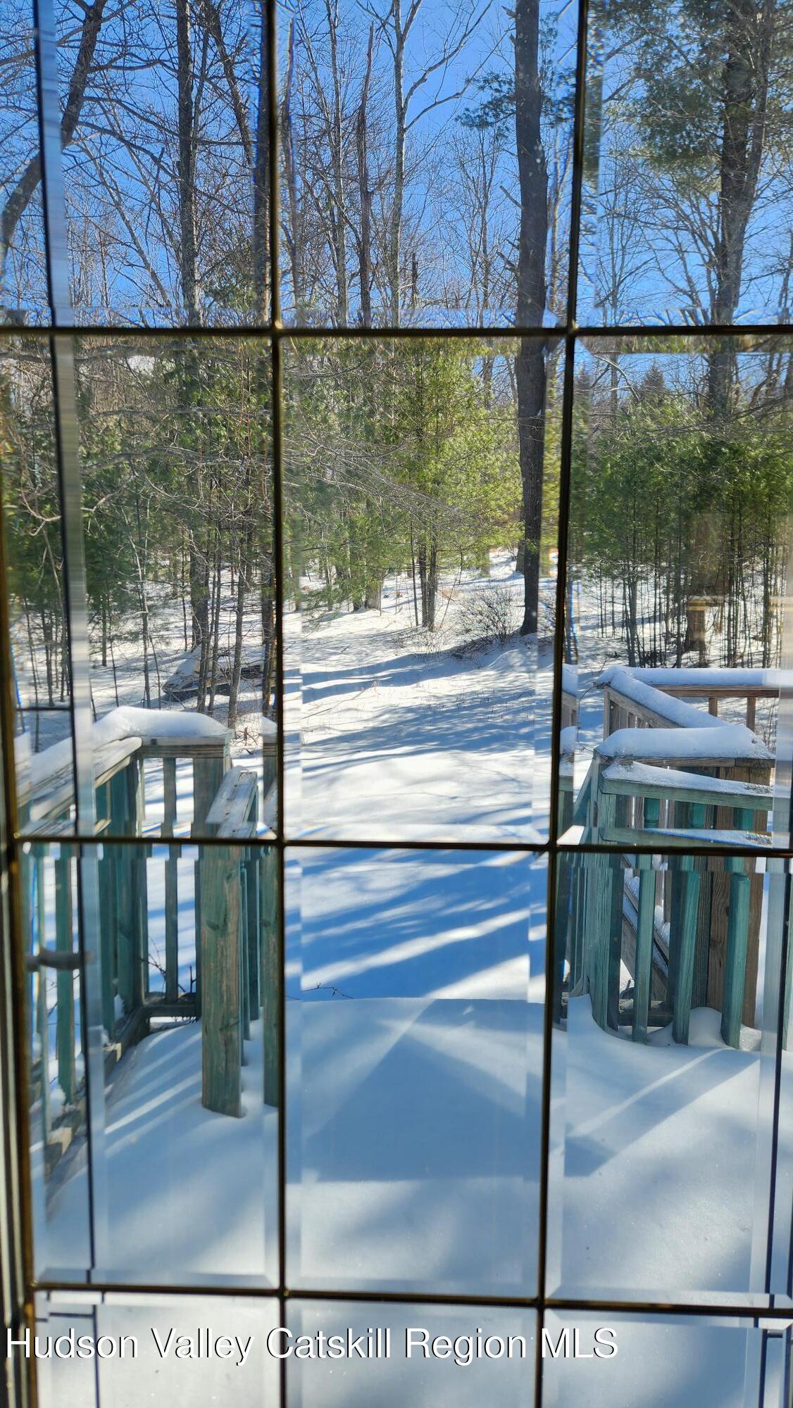 High Falls, New York 12440, United States, 3 Bedrooms Bedrooms, ,2 BathroomsBathrooms,Residential,Pending,78680