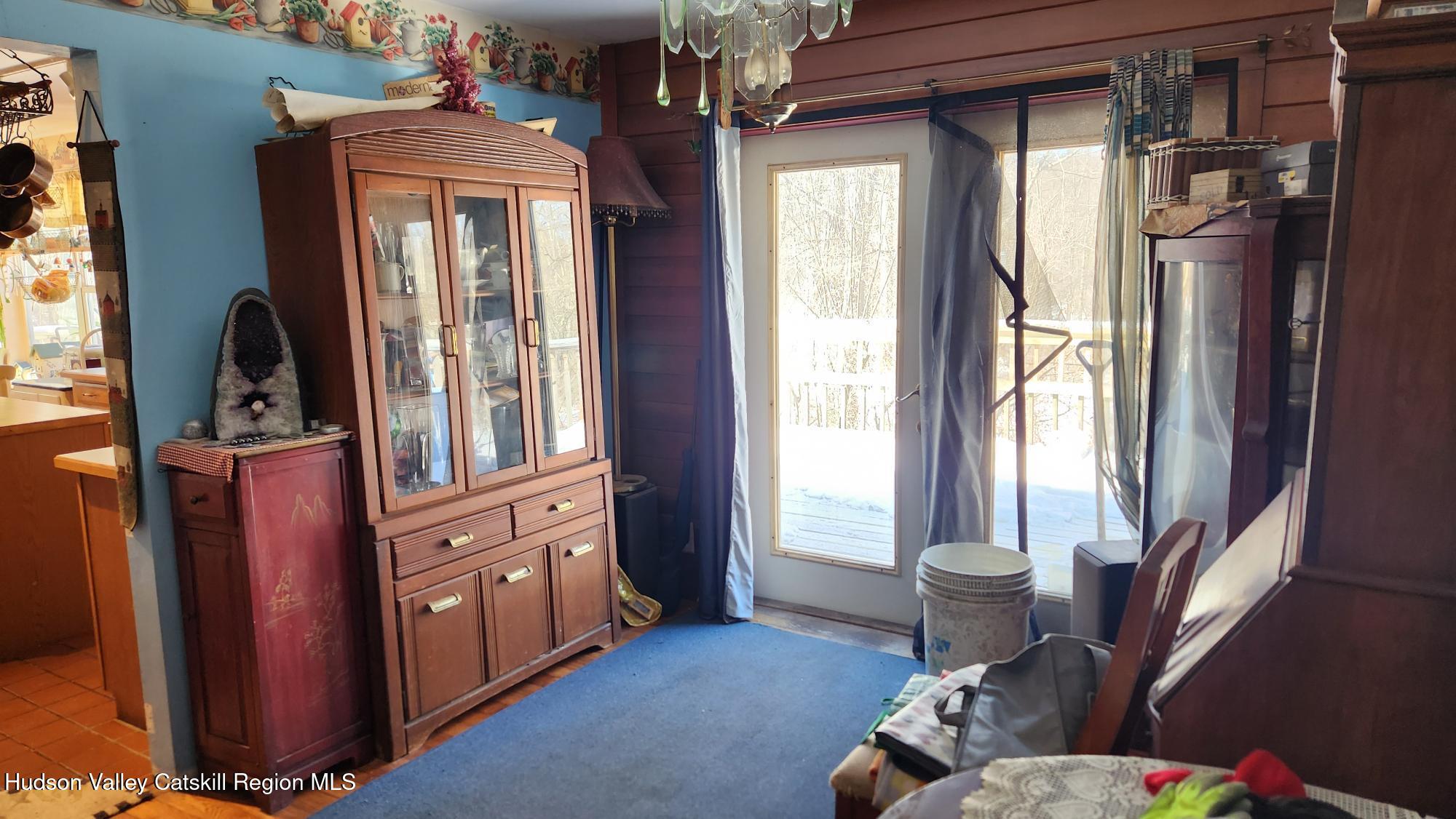 High Falls, New York 12440, United States, 3 Bedrooms Bedrooms, ,2 BathroomsBathrooms,Residential,Pending,78680