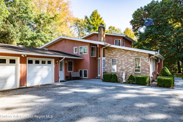 5 CAROL DR, HOPEWELL JUNCTION, NY 12533 - Image 50cb50667cc85cf672b6eb51ec057e21/449224493