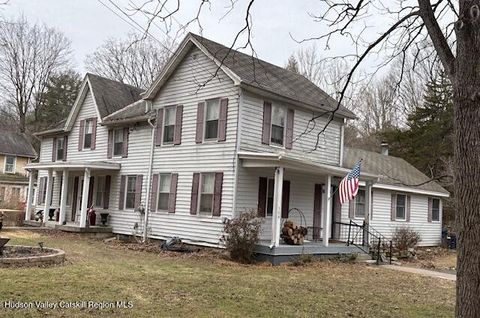 Homes For Sale - 504 Greenkill Road<br/> Kingston, NY 12401