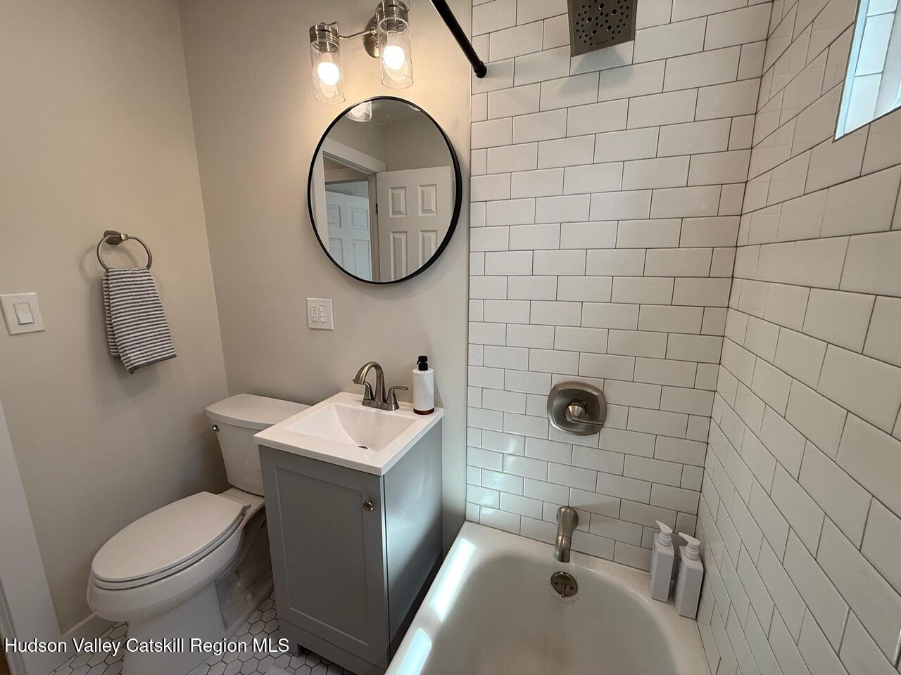 High Falls, New York 12440, United States, 3 Bedrooms Bedrooms, ,1 BathroomBathrooms,Residential,Pending,115858