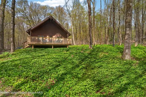 Photo of 267 Tangora Circle, Highmount, NY 12441 (MLS # 20262643)