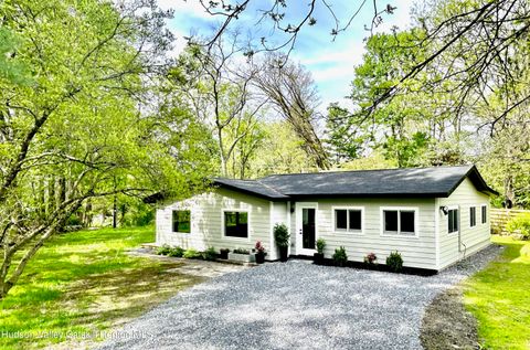 Photo of 12 Maryland Court, Stone Ridge, NY 12484 (MLS # 20262386)