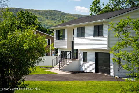 Photo of 10 Scofield Road #12508, Beacon, NY 12508 (MLS # 20262328)