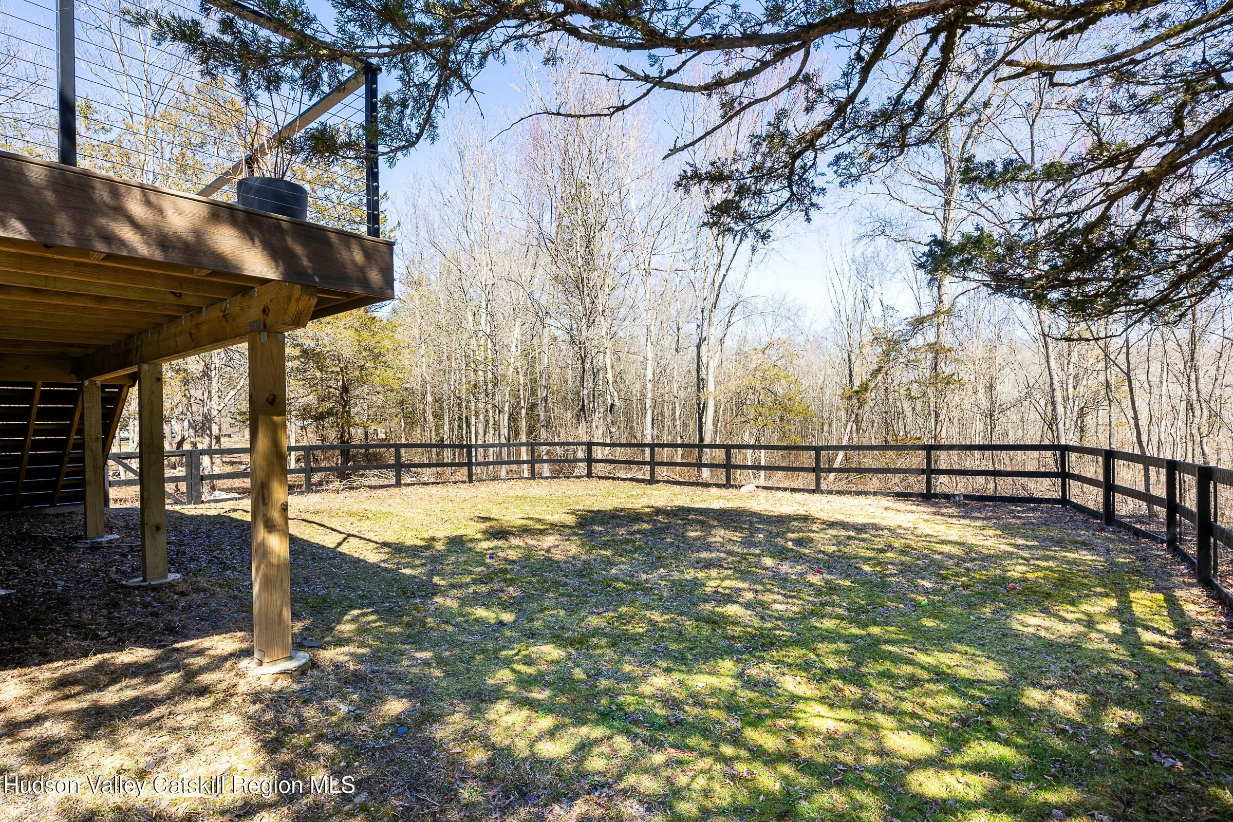 New Paltz, New York 12561, United States, 4 Bedrooms Bedrooms, ,2 BathroomsBathrooms,Residential,Active,96022