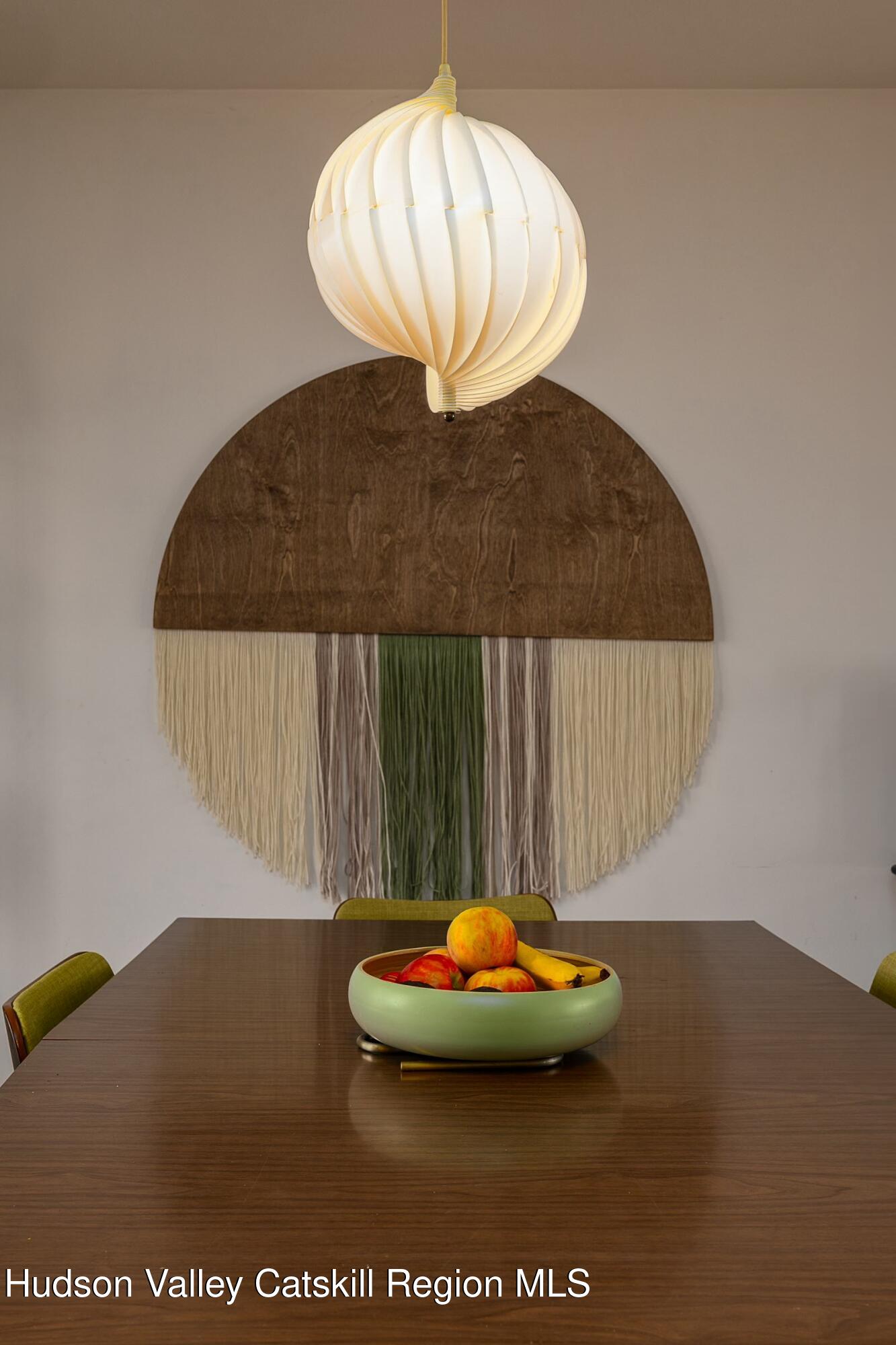 New Paltz, New York 12561, United States, 4 Bedrooms Bedrooms, ,2 BathroomsBathrooms,Residential,Active,96022