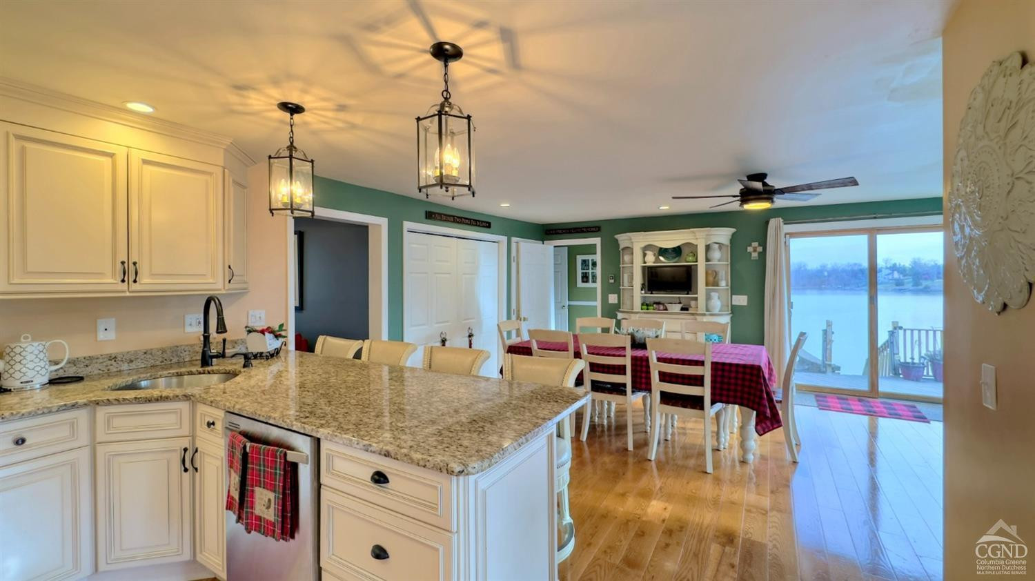 66 Castle Point, Athens, New York image 15