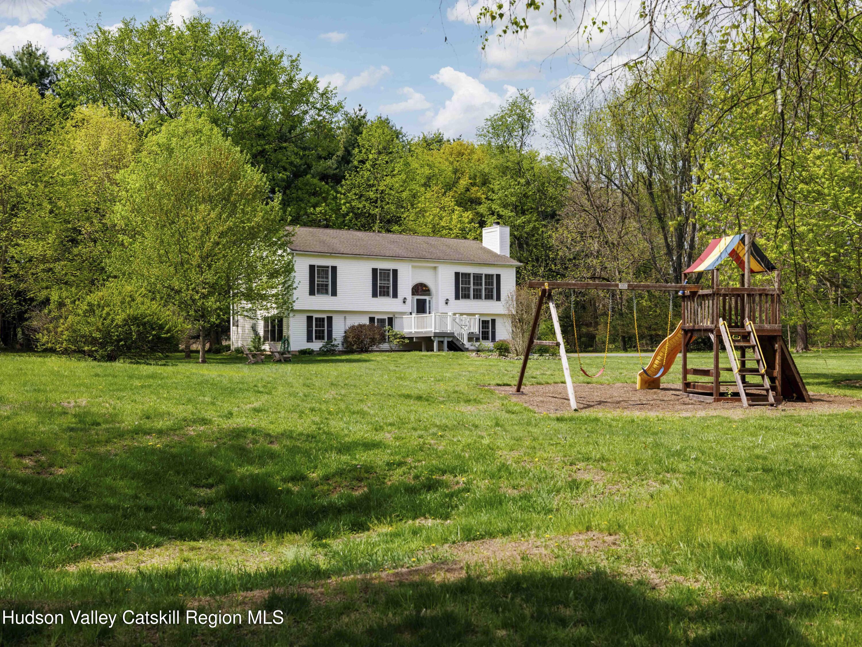 136 S Ohioville Road, New Paltz, Ohio image 7