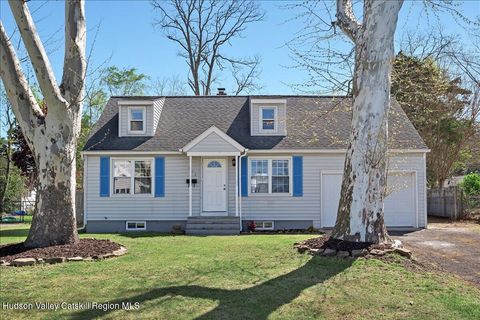 Photo of 134 Polsin Drive, Rotterdam, NY 12303 (MLS # 20262245)