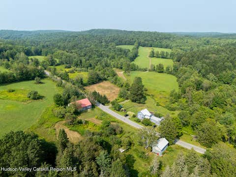 Homes For Sale - 396 Austin Road<br/> Jefferson, NY 12093