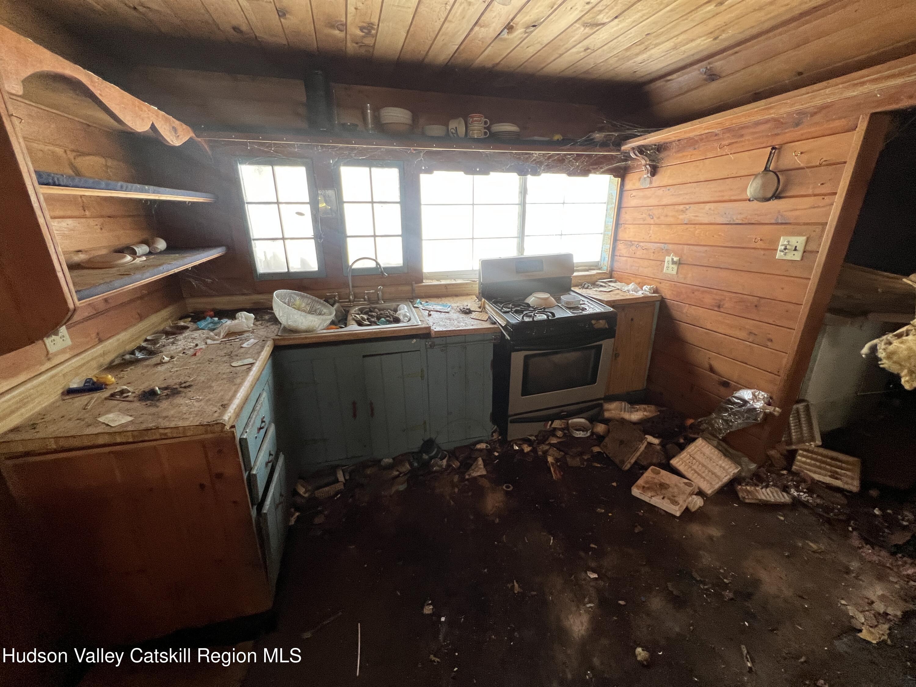854 New Paltz Road, Highland, Ohio image 4