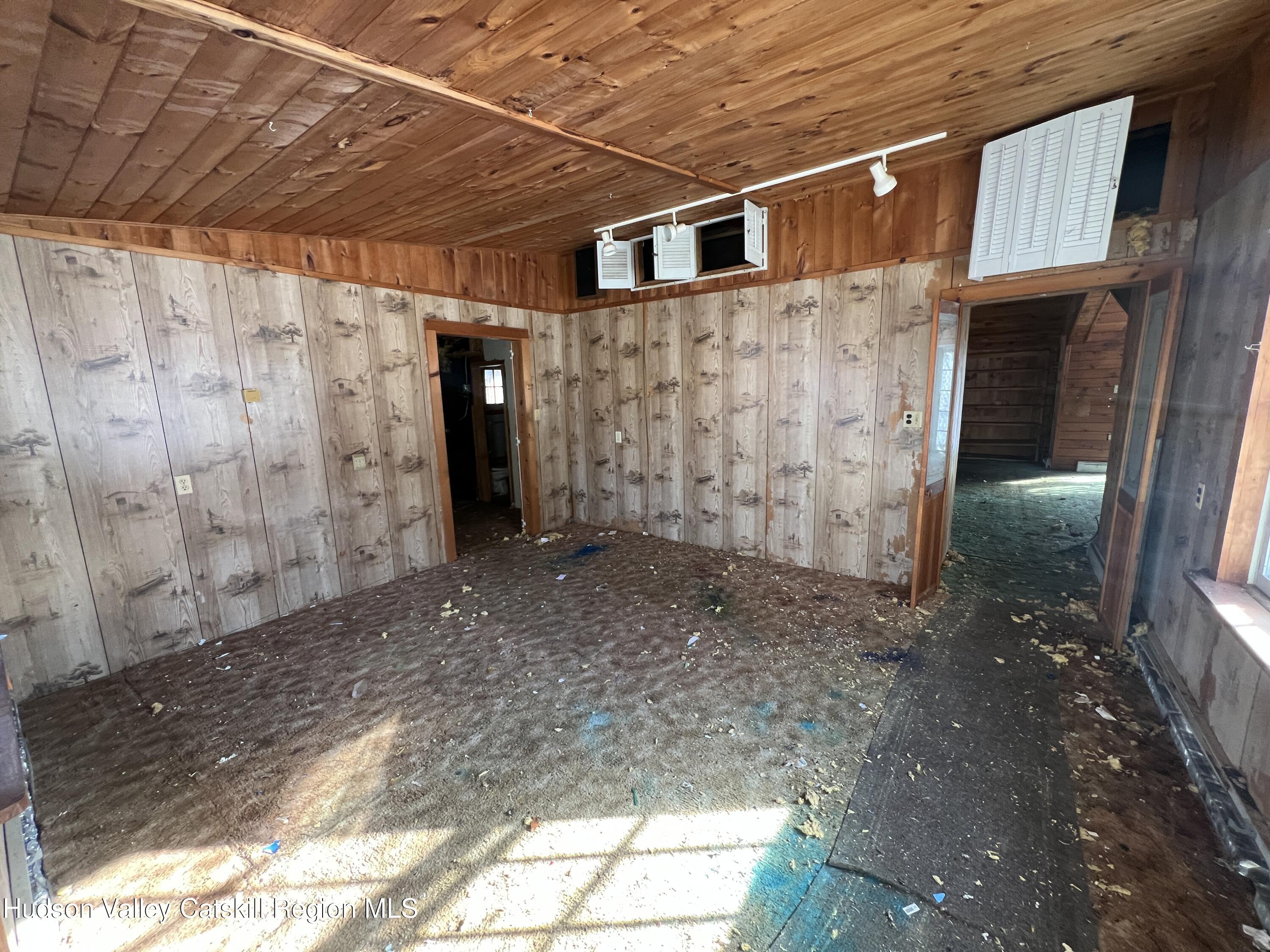 854 New Paltz Road, Highland, Ohio image 3