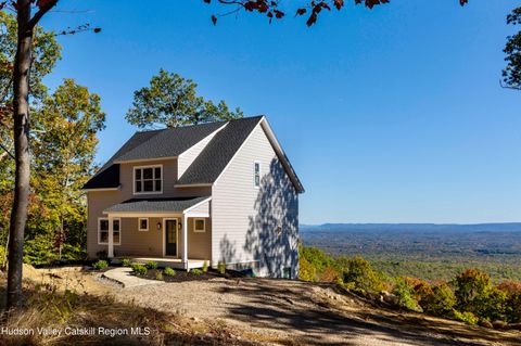 Photo of 368 Marl Road Road, Pine Bush, NY 12566 (MLS # 20254918)