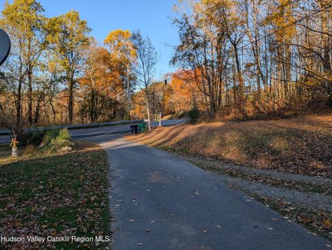 Homes For Sale - 411 Plattekill Road<br/> Marlboro, NY 12542