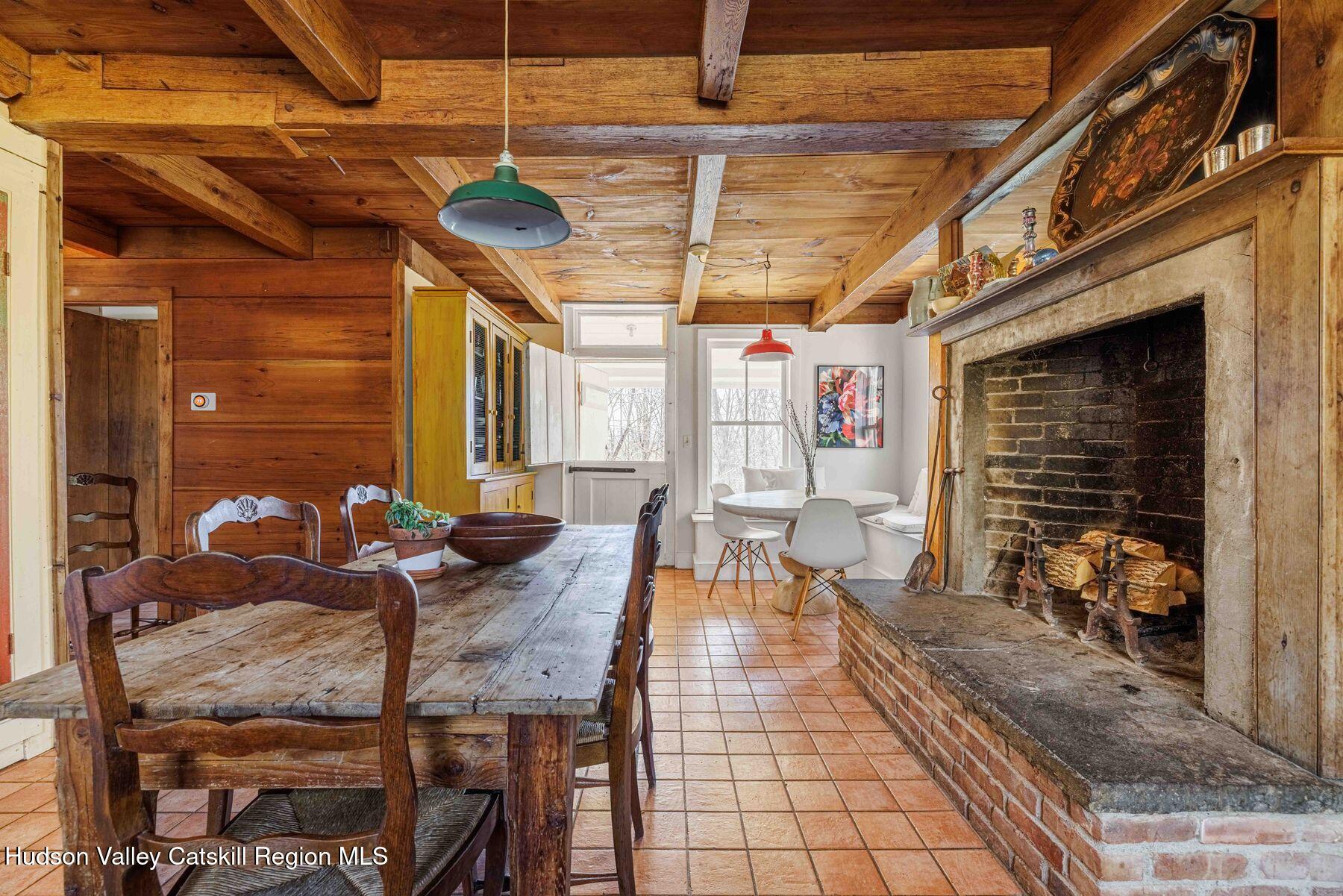 582 Old Kings Highway, Accord, New Mexico image 12