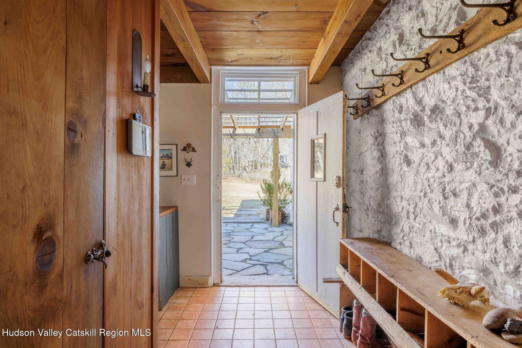 582 Old Kings Highway, Accord, New Mexico image 16