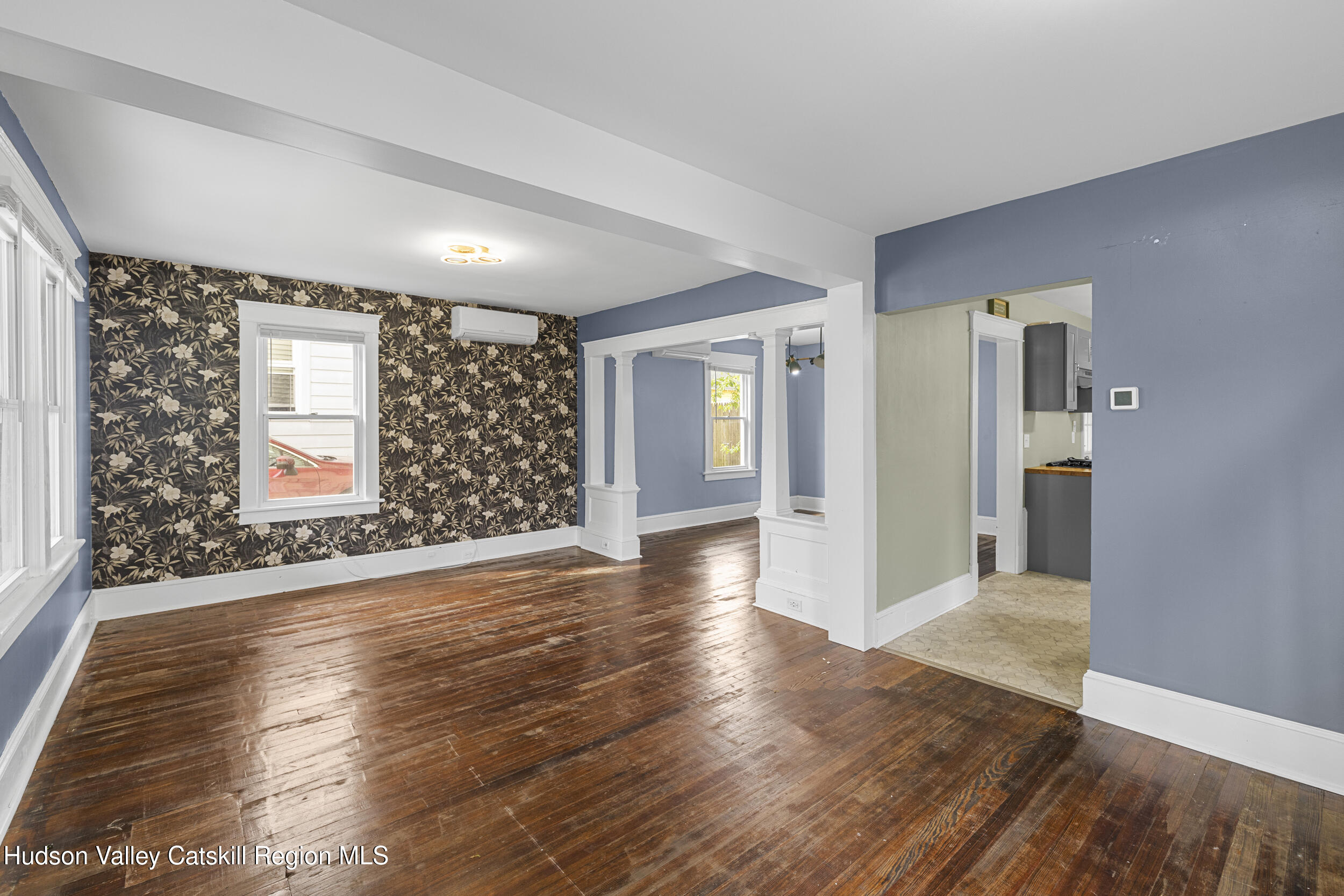 Kingston, New York 12401, United States, 3 Bedrooms Bedrooms, ,2 BathroomsBathrooms,Residential,Active,140245