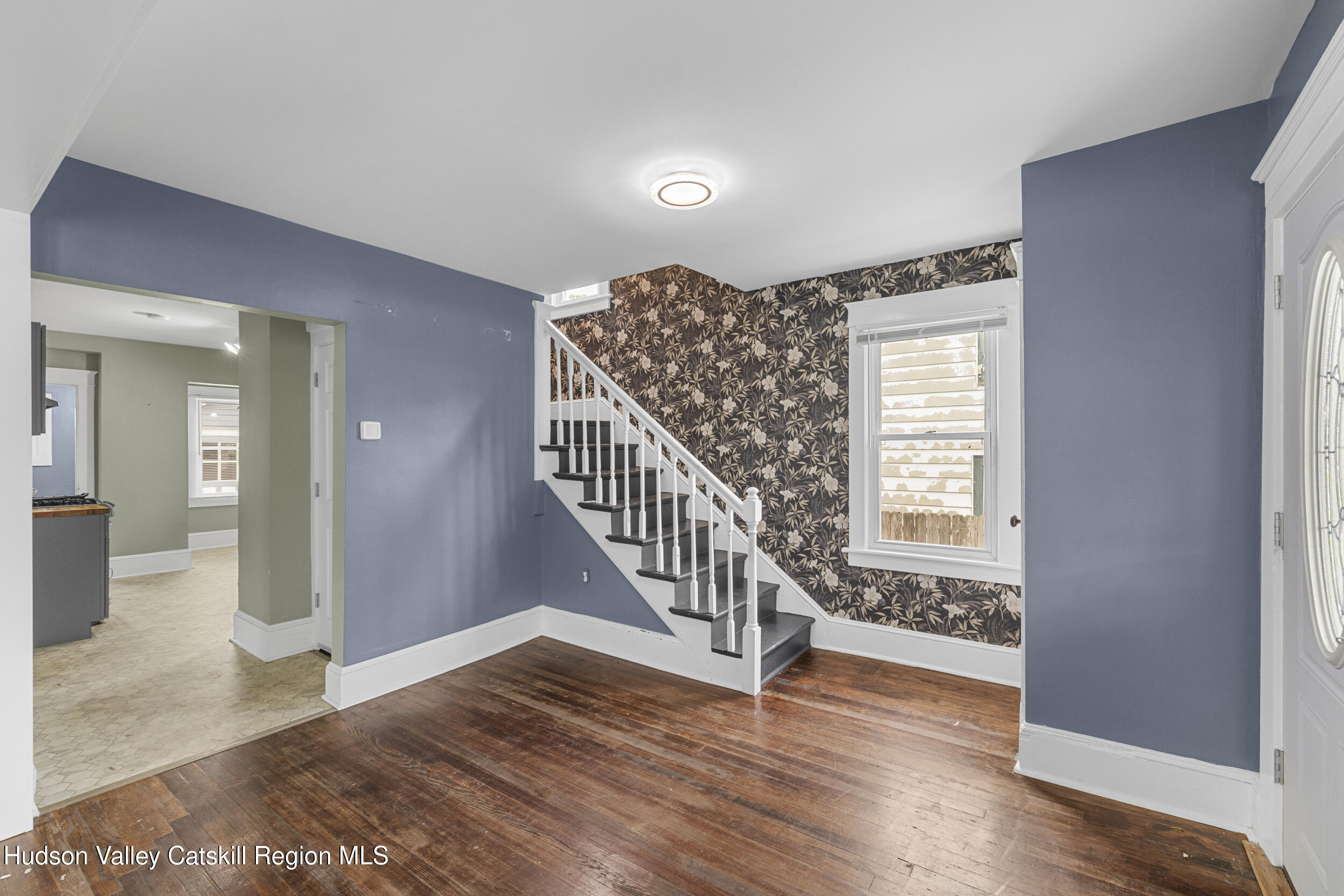 Kingston, New York 12401, United States, 3 Bedrooms Bedrooms, ,2 BathroomsBathrooms,Residential,Active,140245