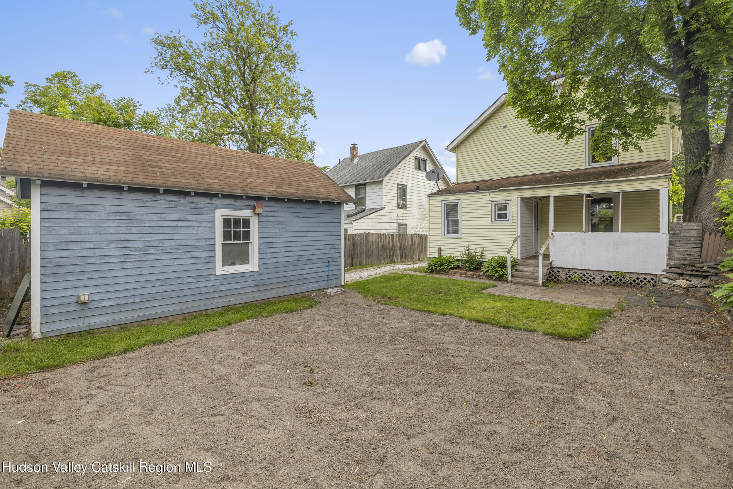 Kingston, New York 12401, United States, 3 Bedrooms Bedrooms, ,2 BathroomsBathrooms,Residential,Active,140245