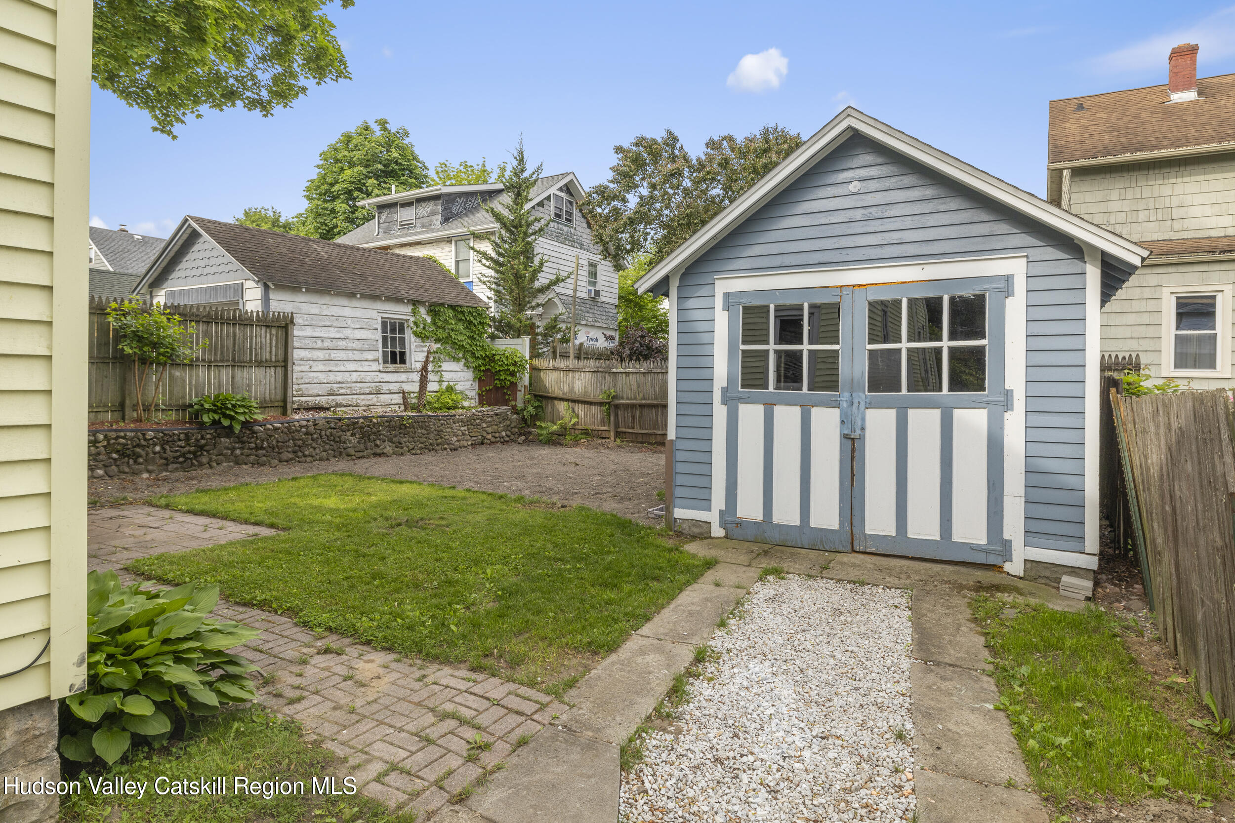 Kingston, New York 12401, United States, 3 Bedrooms Bedrooms, ,2 BathroomsBathrooms,Residential,Active,140245