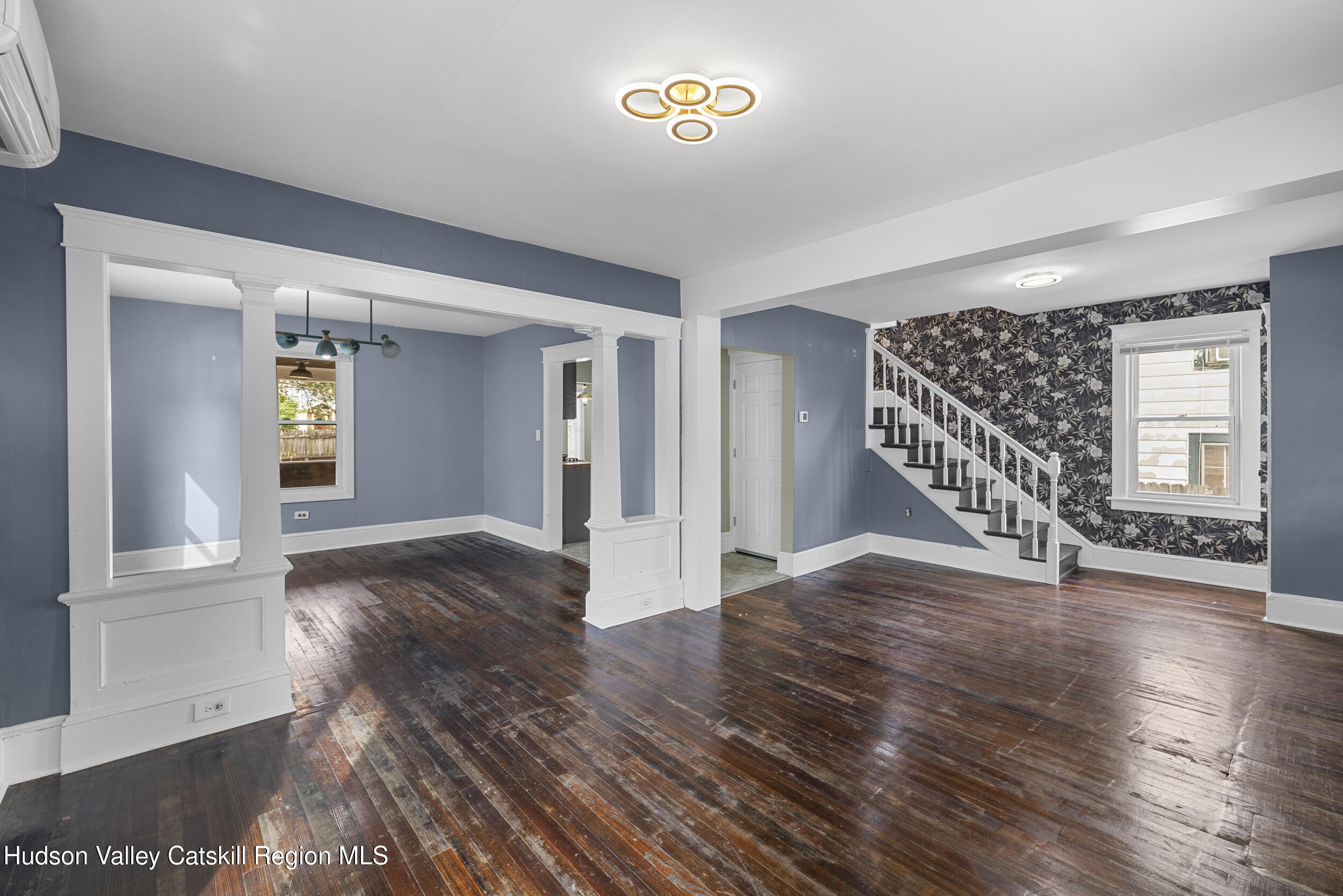 Kingston, New York 12401, United States, 3 Bedrooms Bedrooms, ,2 BathroomsBathrooms,Residential,Active,140245