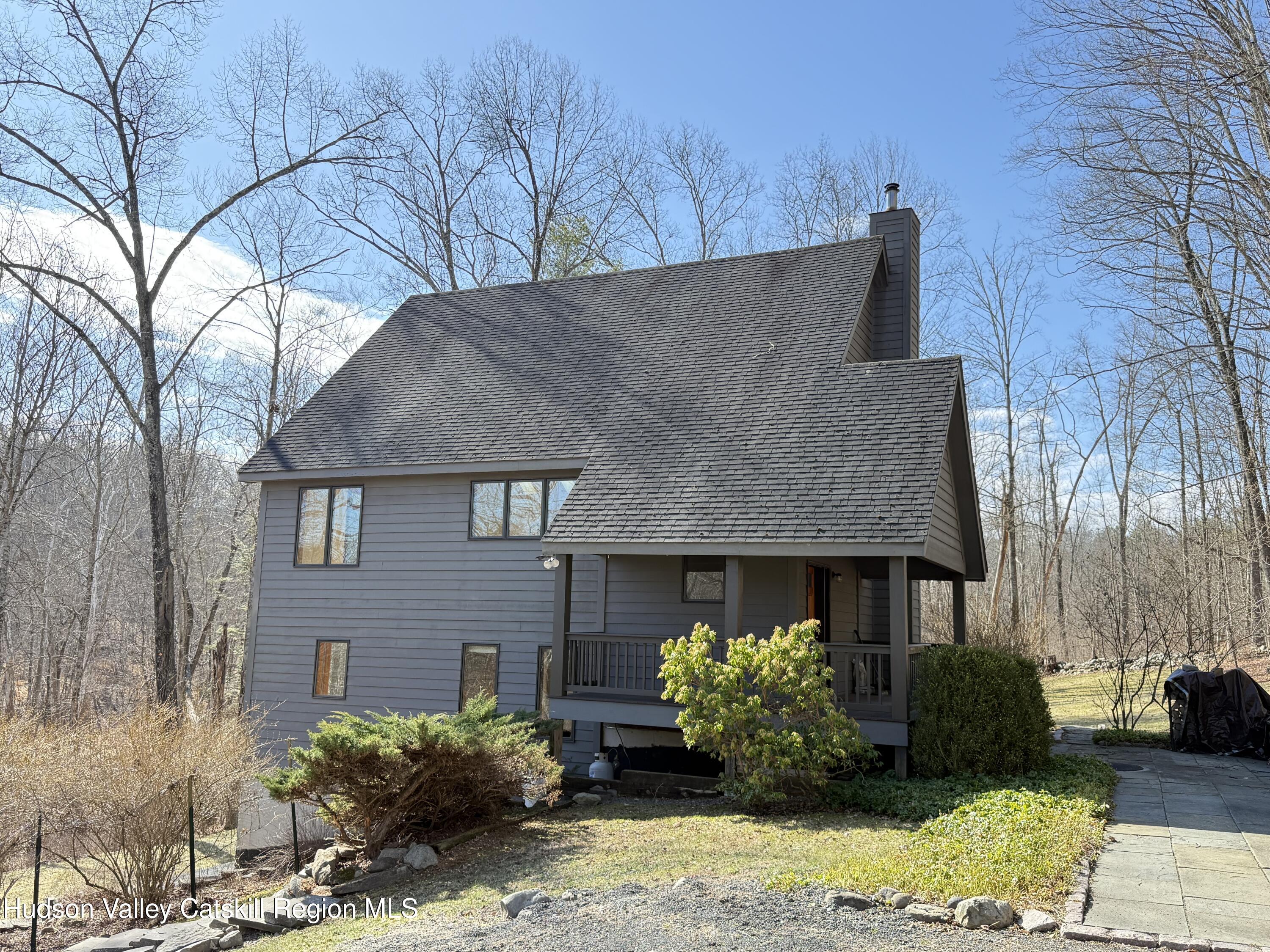 High Falls, New York 12440, United States, 2 Bedrooms Bedrooms, ,4 BathroomsBathrooms,Residential,Active,3540