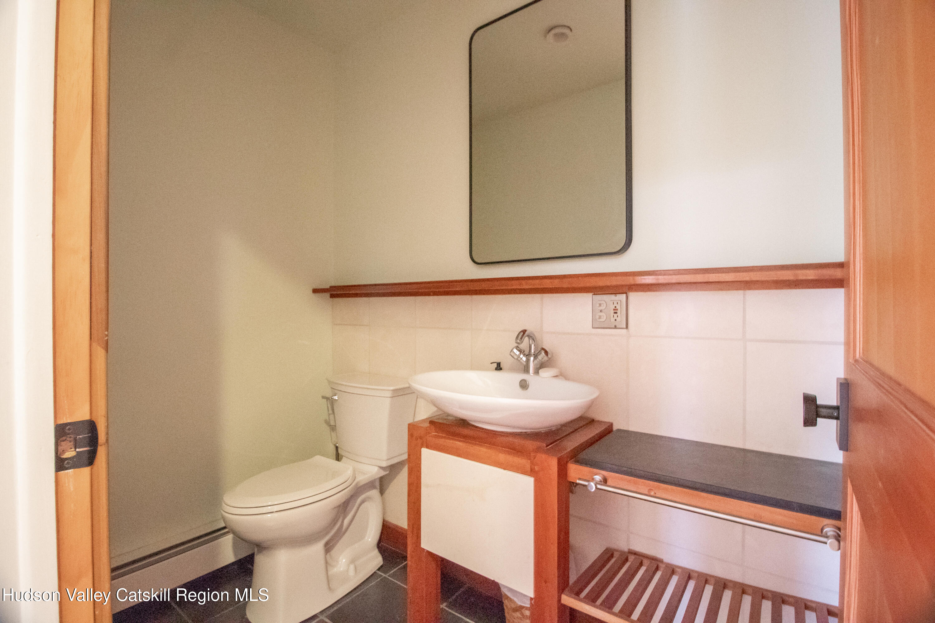 High Falls, New York 12440, United States, 2 Bedrooms Bedrooms, ,4 BathroomsBathrooms,Residential,Active,3540