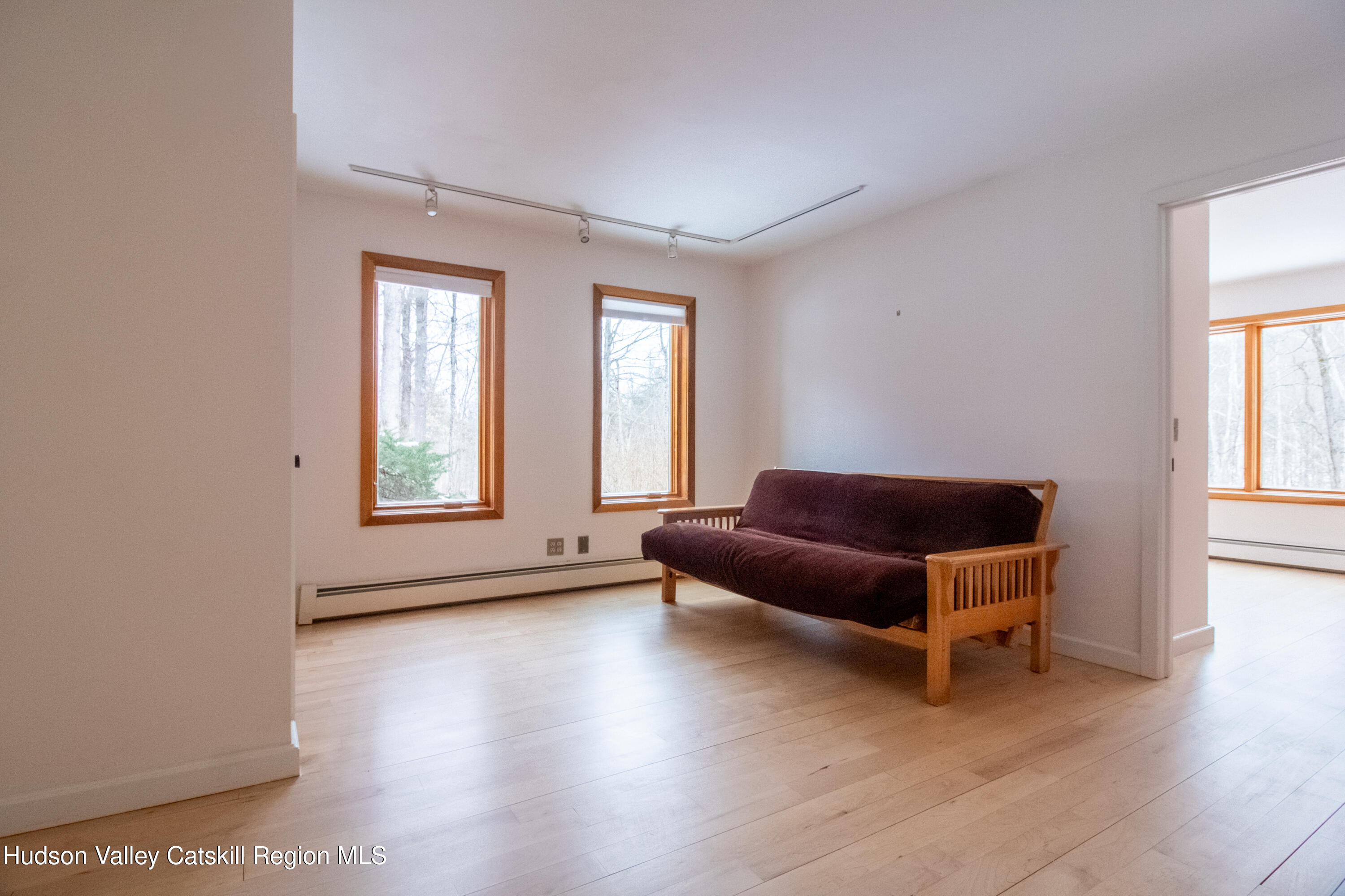 High Falls, New York 12440, United States, 2 Bedrooms Bedrooms, ,4 BathroomsBathrooms,Residential,Active,3540